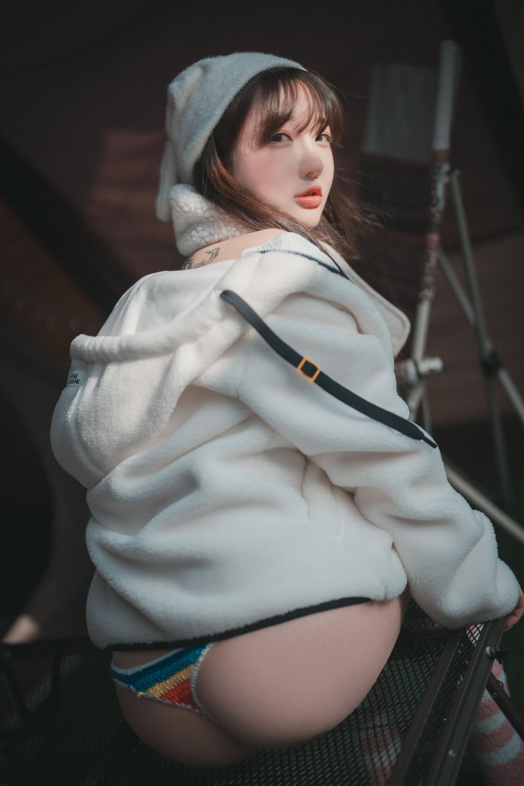 图片[5] - [DJAWA] Yeeun - Romantic Winter Glamping [99P] - 机器猫次元 - 机器猫次元