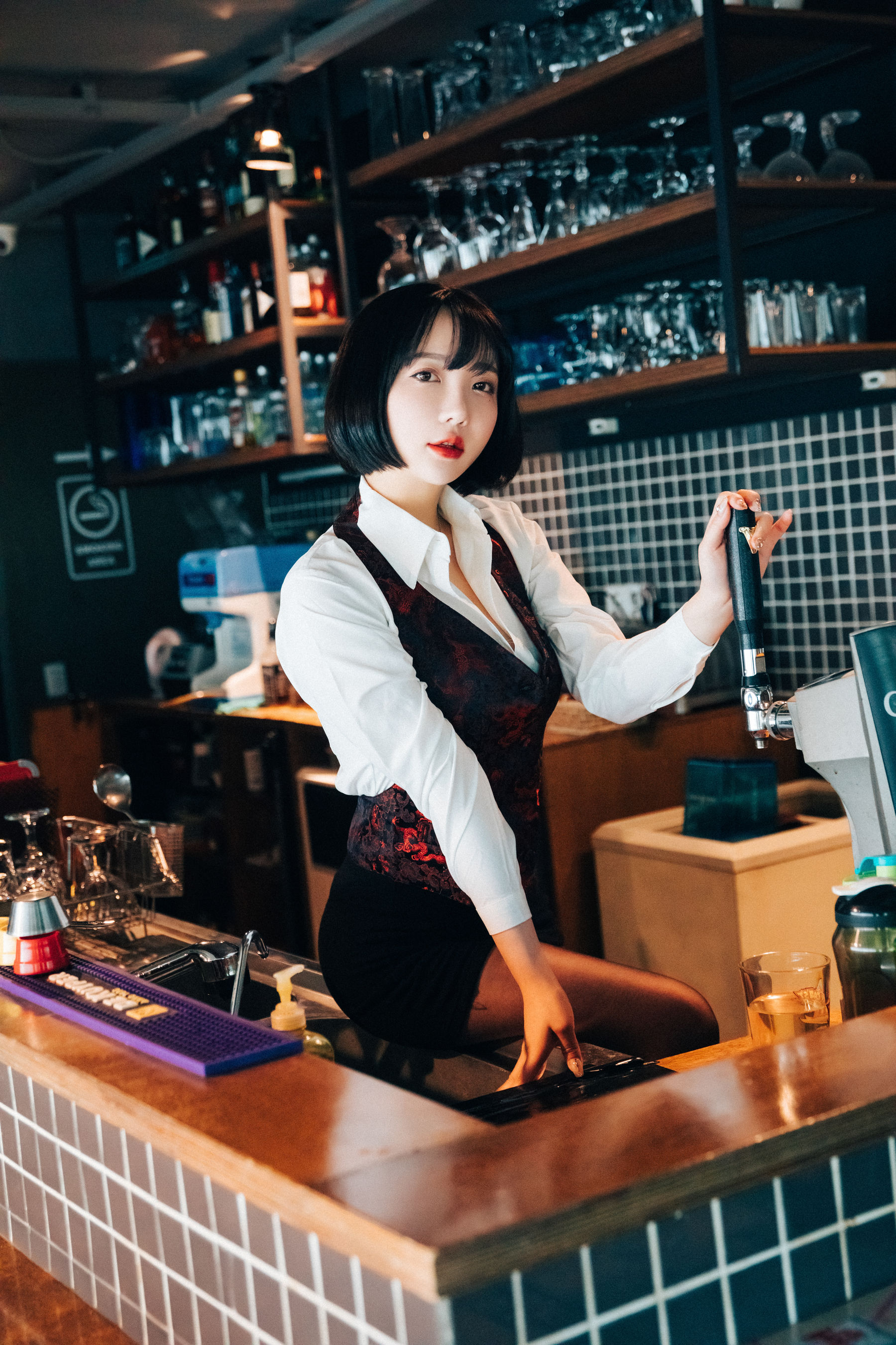 图片[2] - [LOOZY] Yeeun - Tainted Love Bar + S.Ver [101P] - 机器猫次元 - 机器猫次元