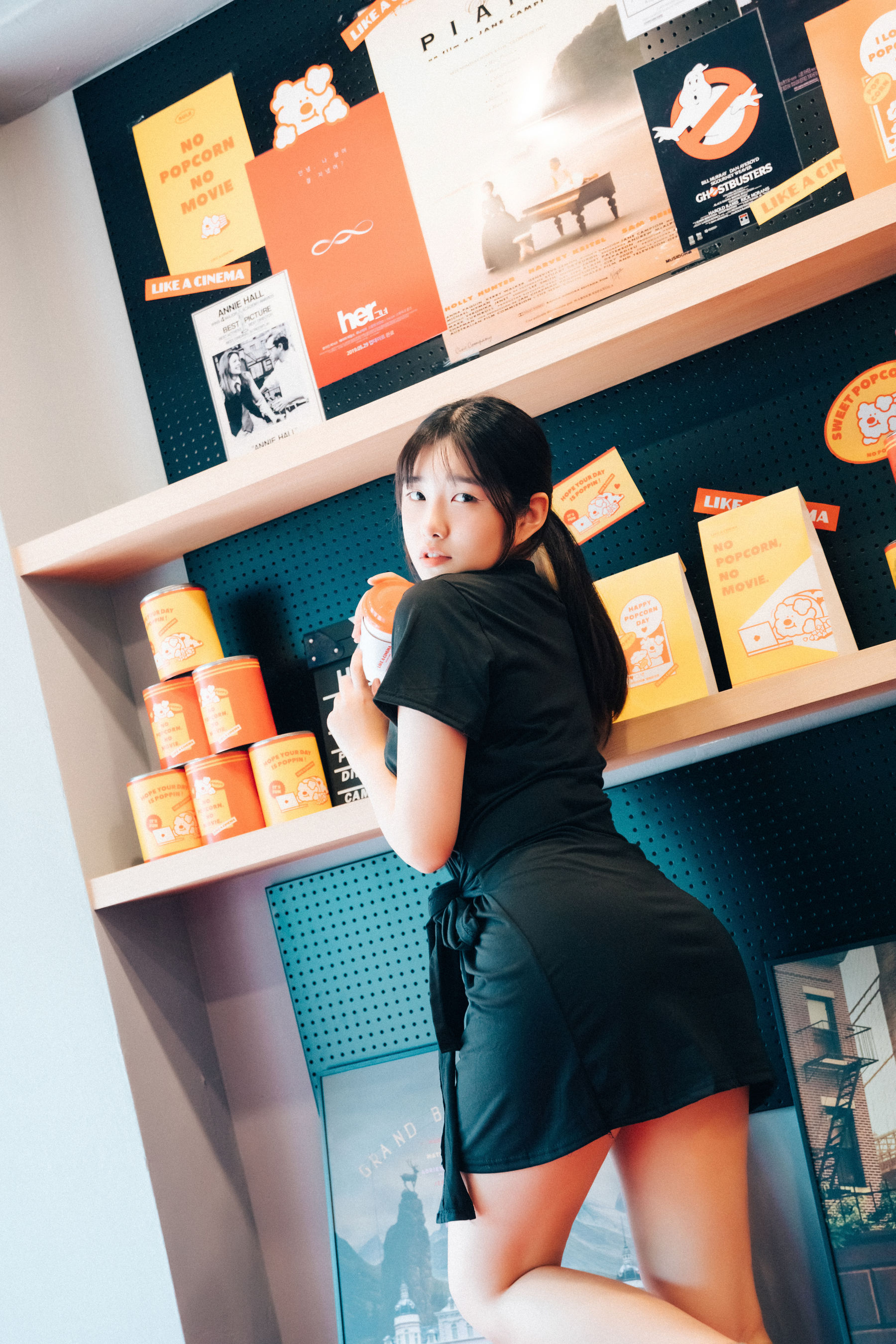 图片[1] - [LOOZY] Sonson - Cinema girl [77P] - 机器猫次元 - 机器猫次元
