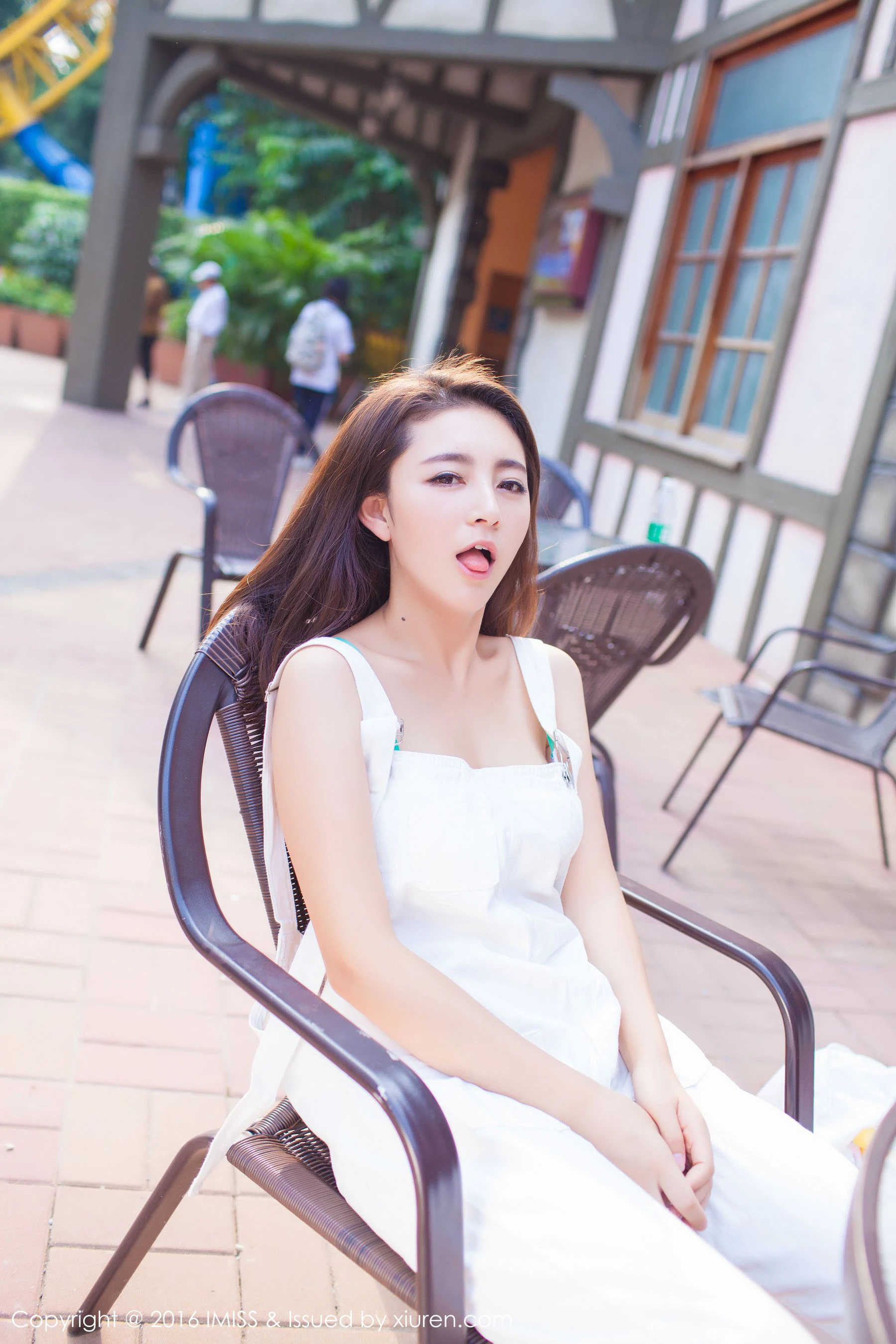 图片[2] - 夏茉GIGI《2套服饰街拍》 爱蜜社IMiss Vol.066 - 机器猫次元 - 机器猫次元