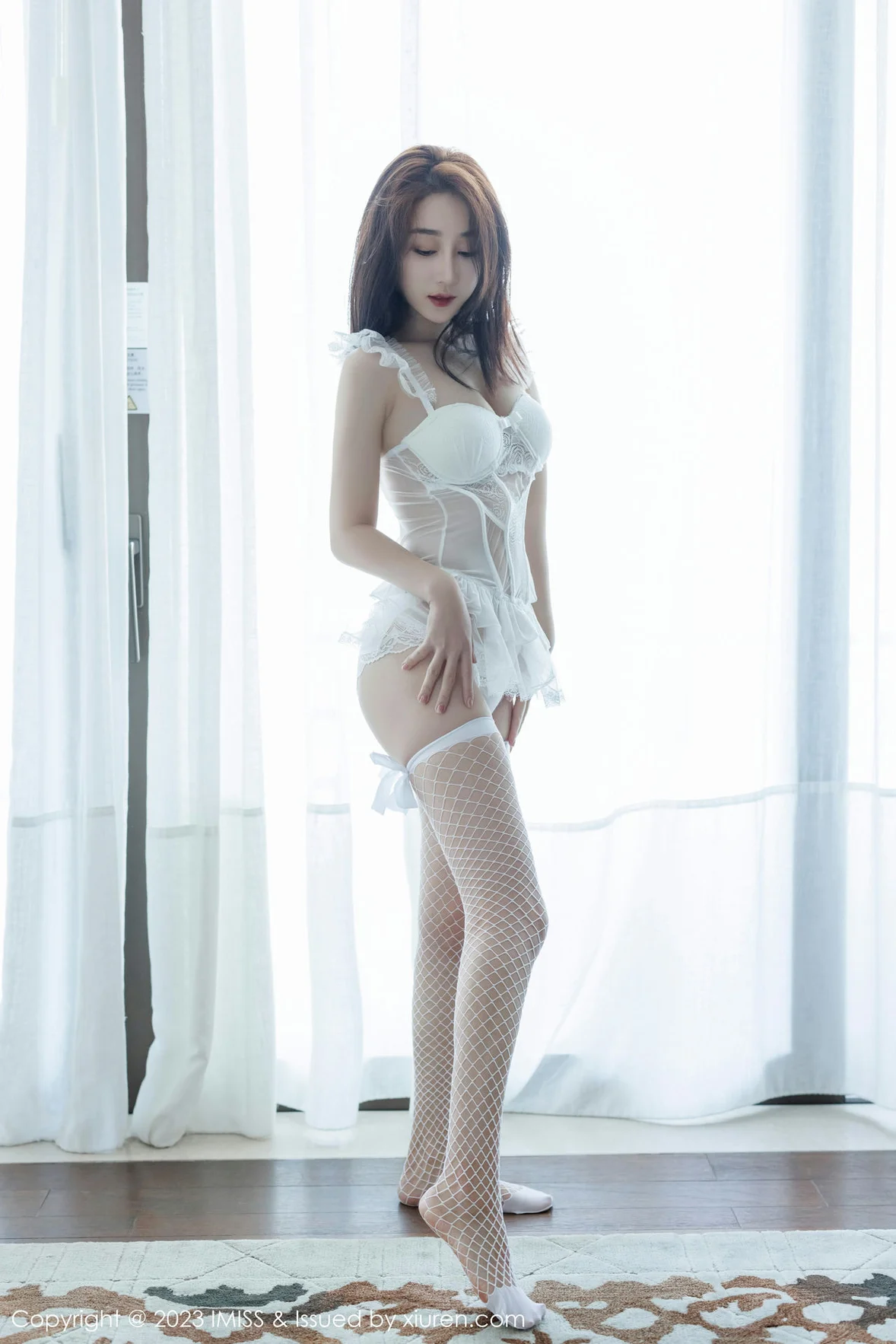 图片[2] - 爱蜜社 Vol.733 九月生__ 白色蕾丝短裙性感写真 [41P] - 机器猫次元 - 机器猫次元