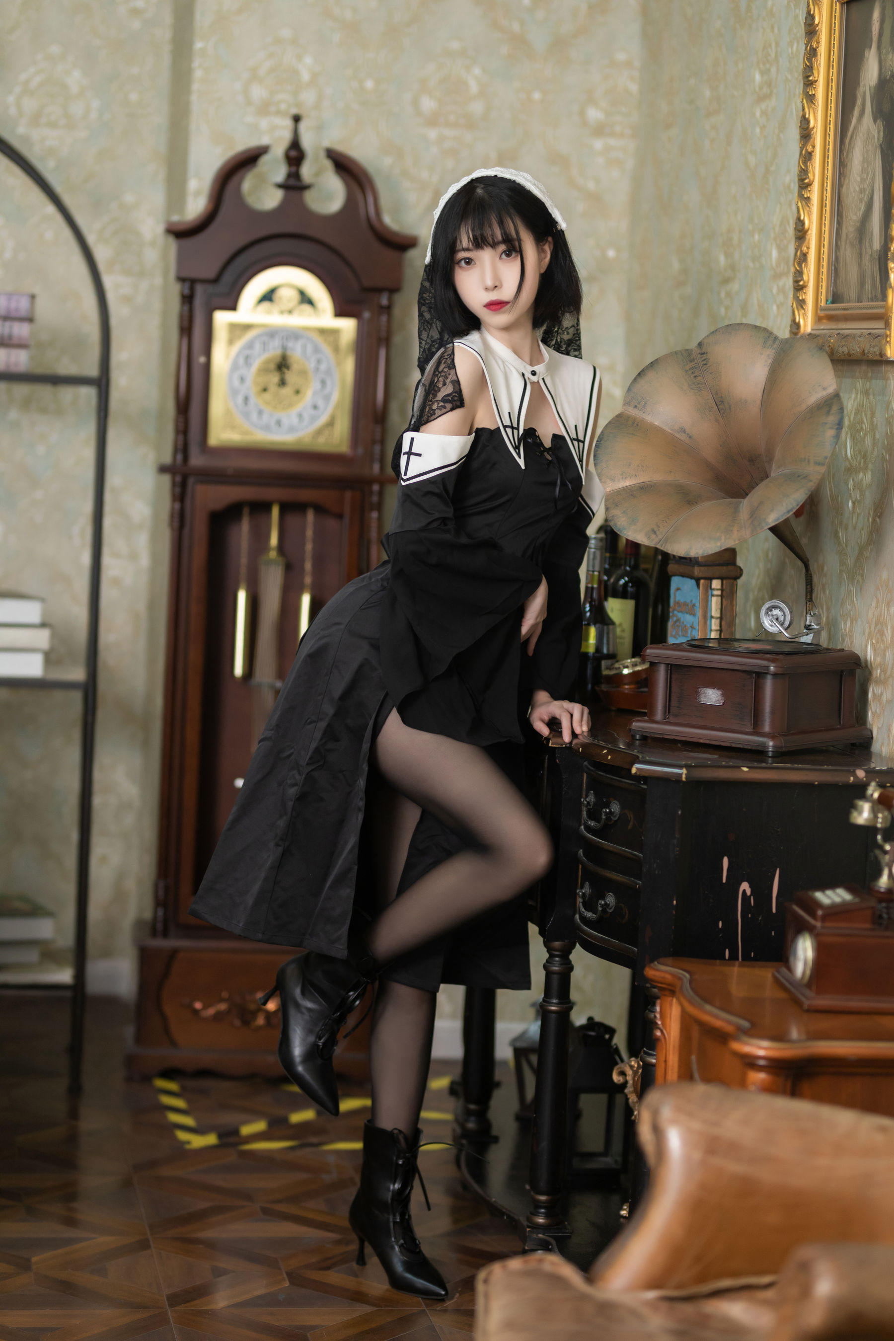 图片[6] - 许岚 - 暗黑修女 [40P] - 机器猫次元 - 机器猫次元