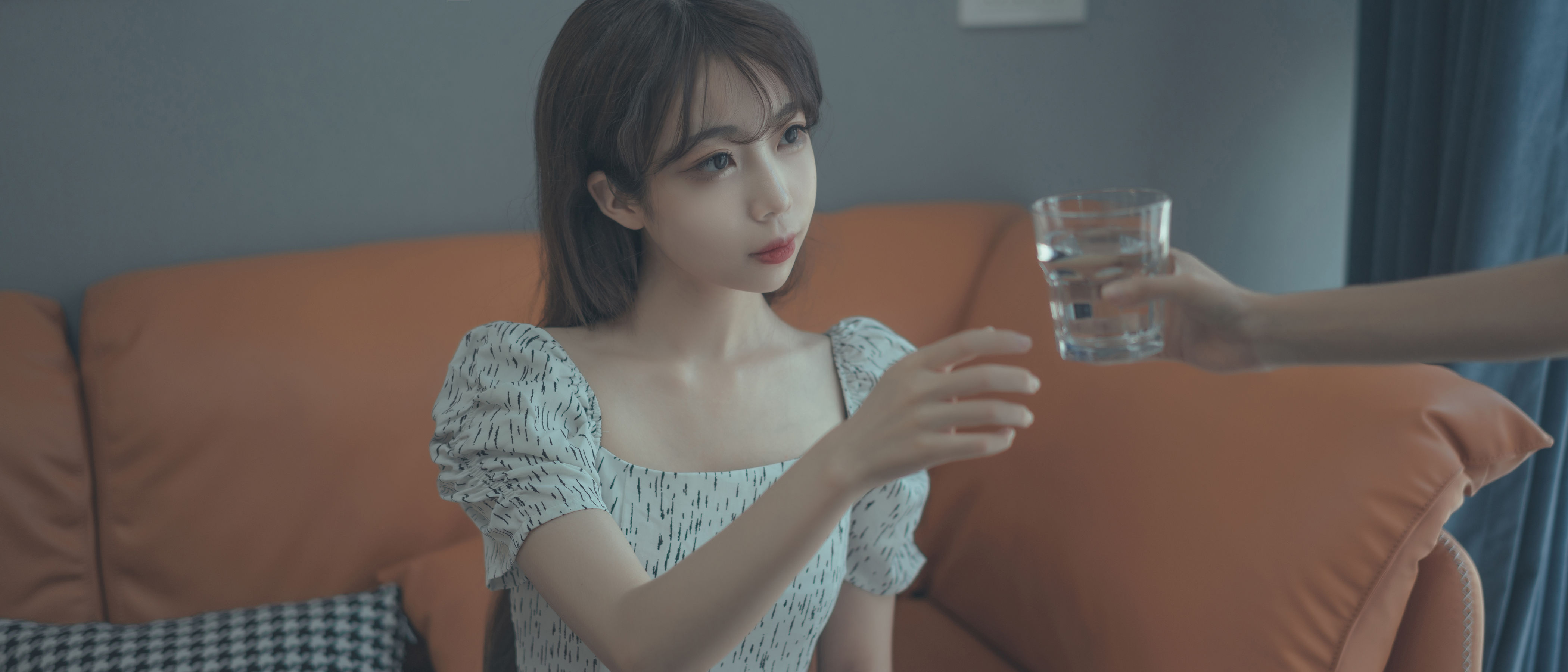 图片[8] - 杏仁曲奇 - 反差表姐 [102P] - 机器猫次元 - 机器猫次元
