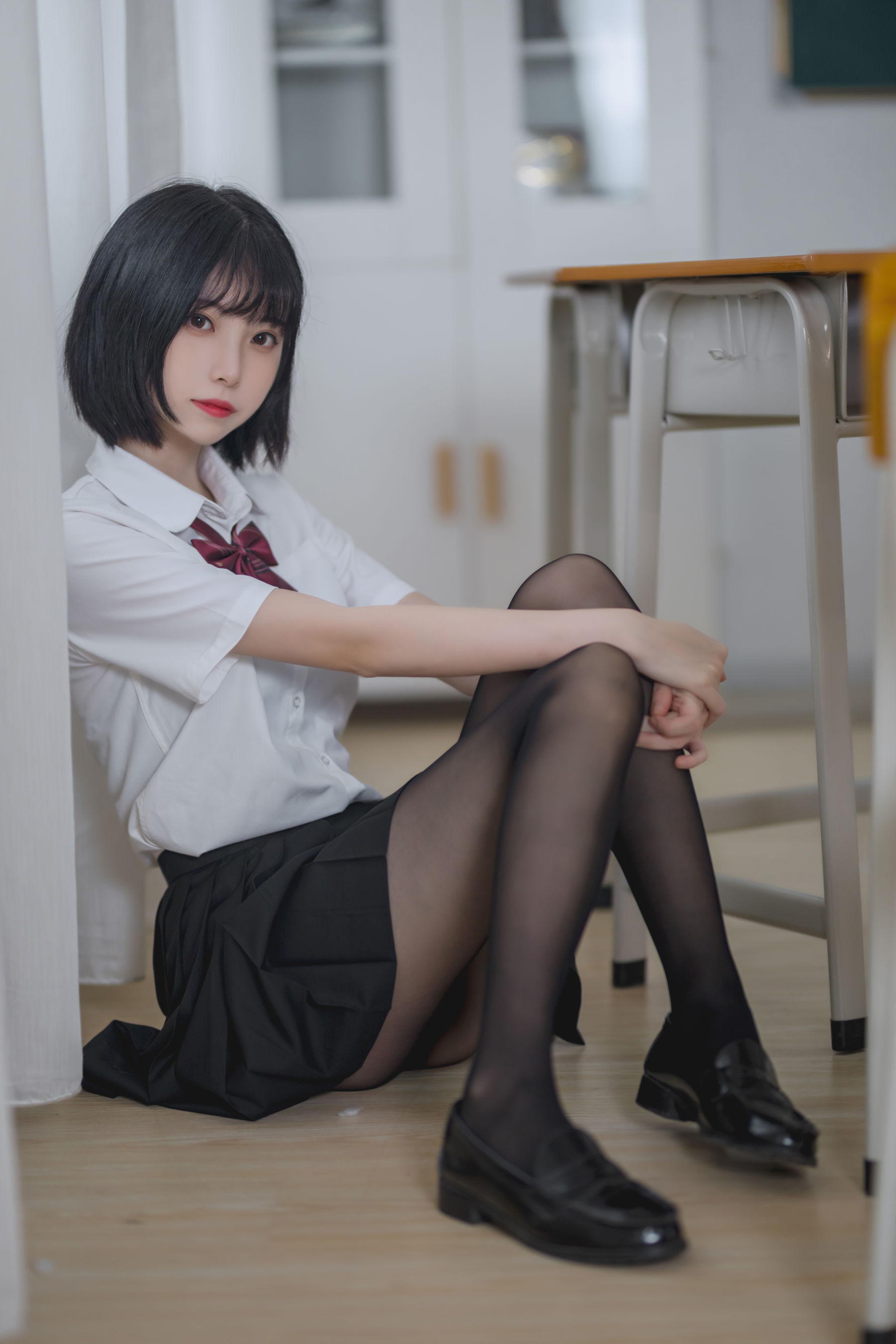 图片[1] - 许岚 - 教室jk黑丝 [40P] - 机器猫次元 - 机器猫次元