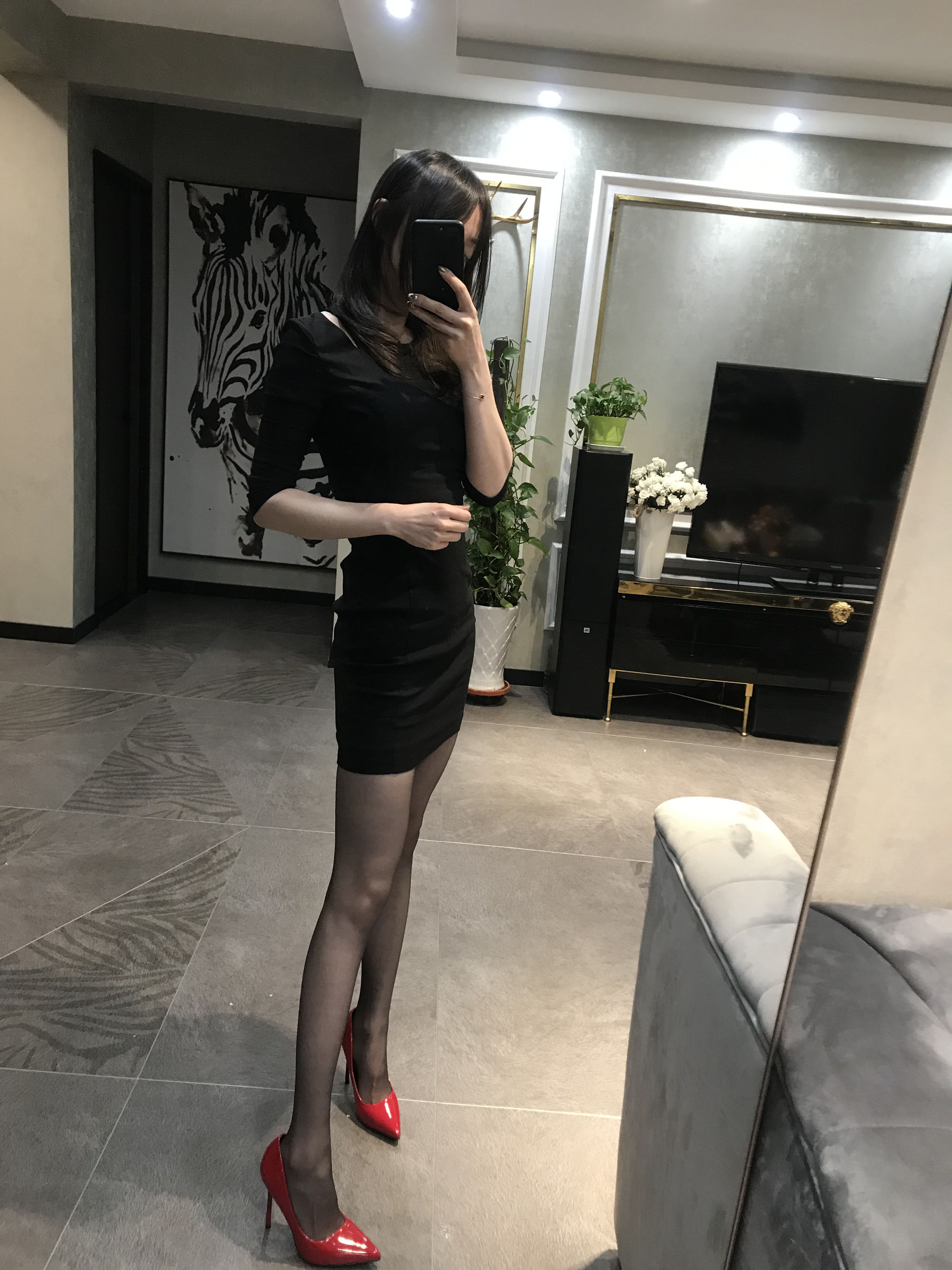 图片[1] - 麋鹿_Monroe 2020.04.02 黑色丝情 [50P] - 机器猫次元 - 机器猫次元