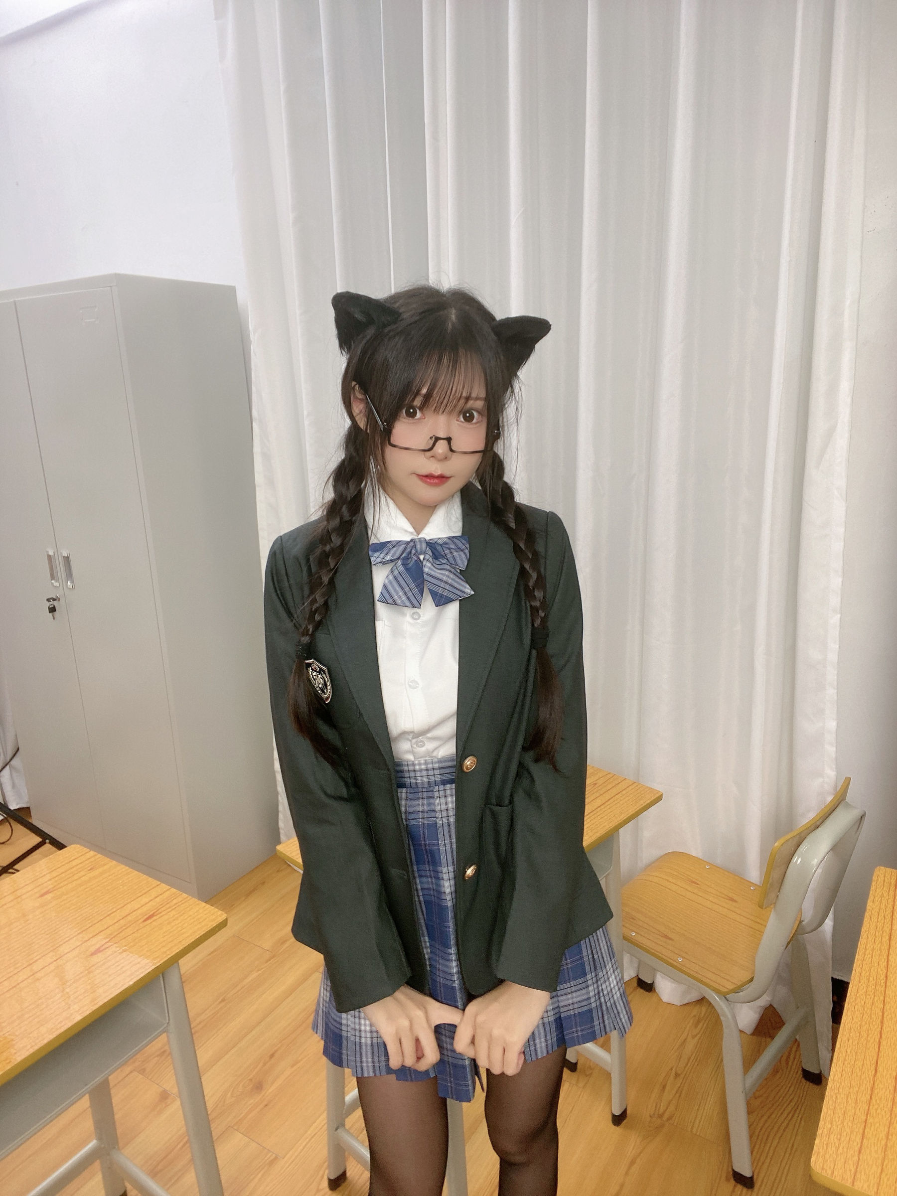 图片[2] - 香草喵露露 - 小露乱撞 JK制服自拍 [39P] - 机器猫次元 - 机器猫次元