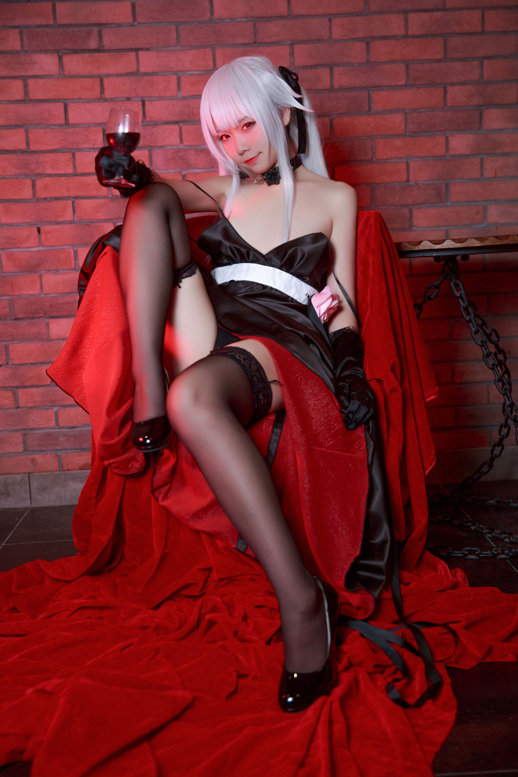图片[1] - G44不会受伤 - 雾枝黑裙礼服 [13P] - 机器猫次元 - 机器猫次元