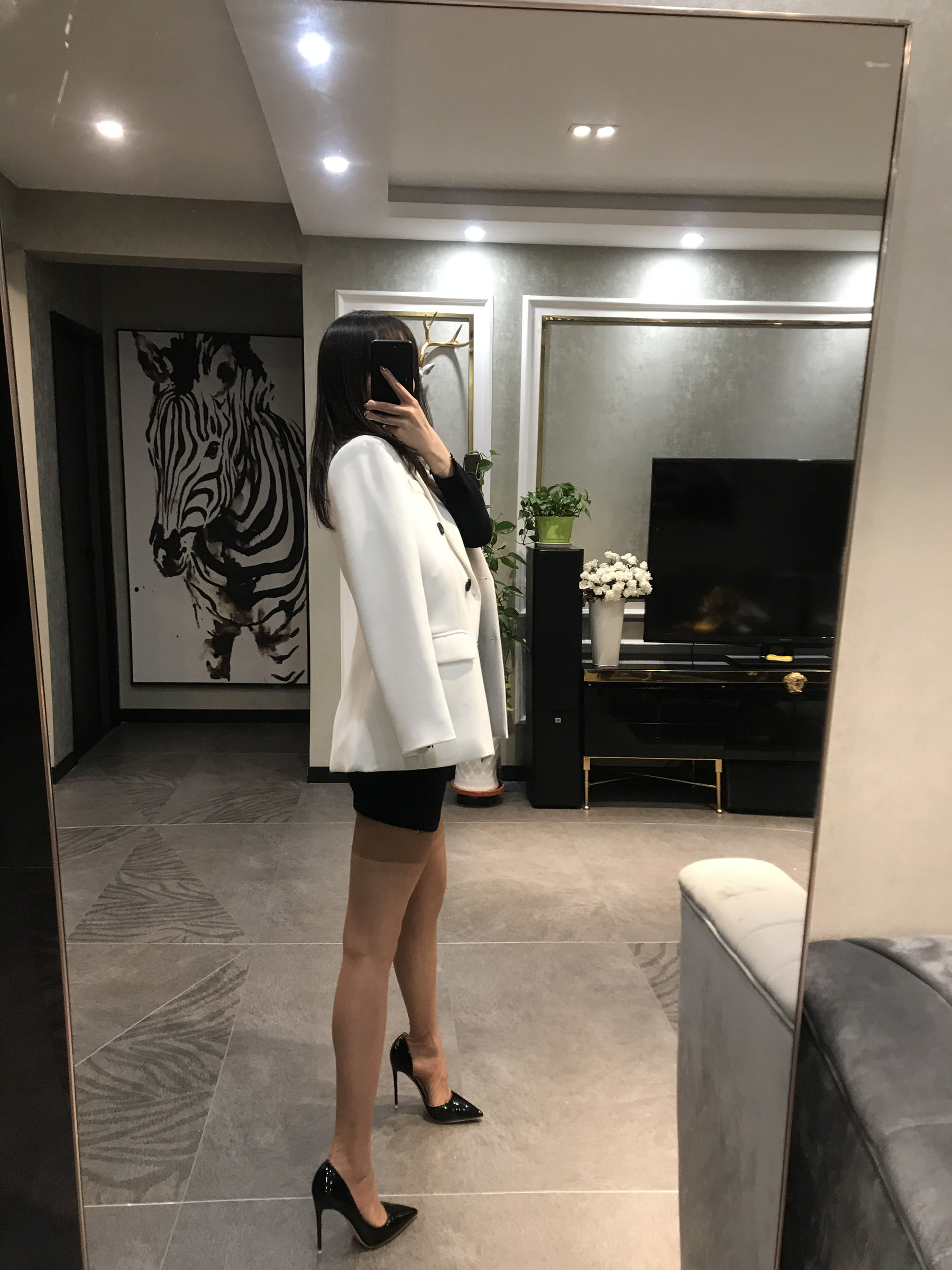 图片[2] - 麋鹿_Monroe 2020.04.09 桃肉吊袜 [37P] - 机器猫次元 - 机器猫次元