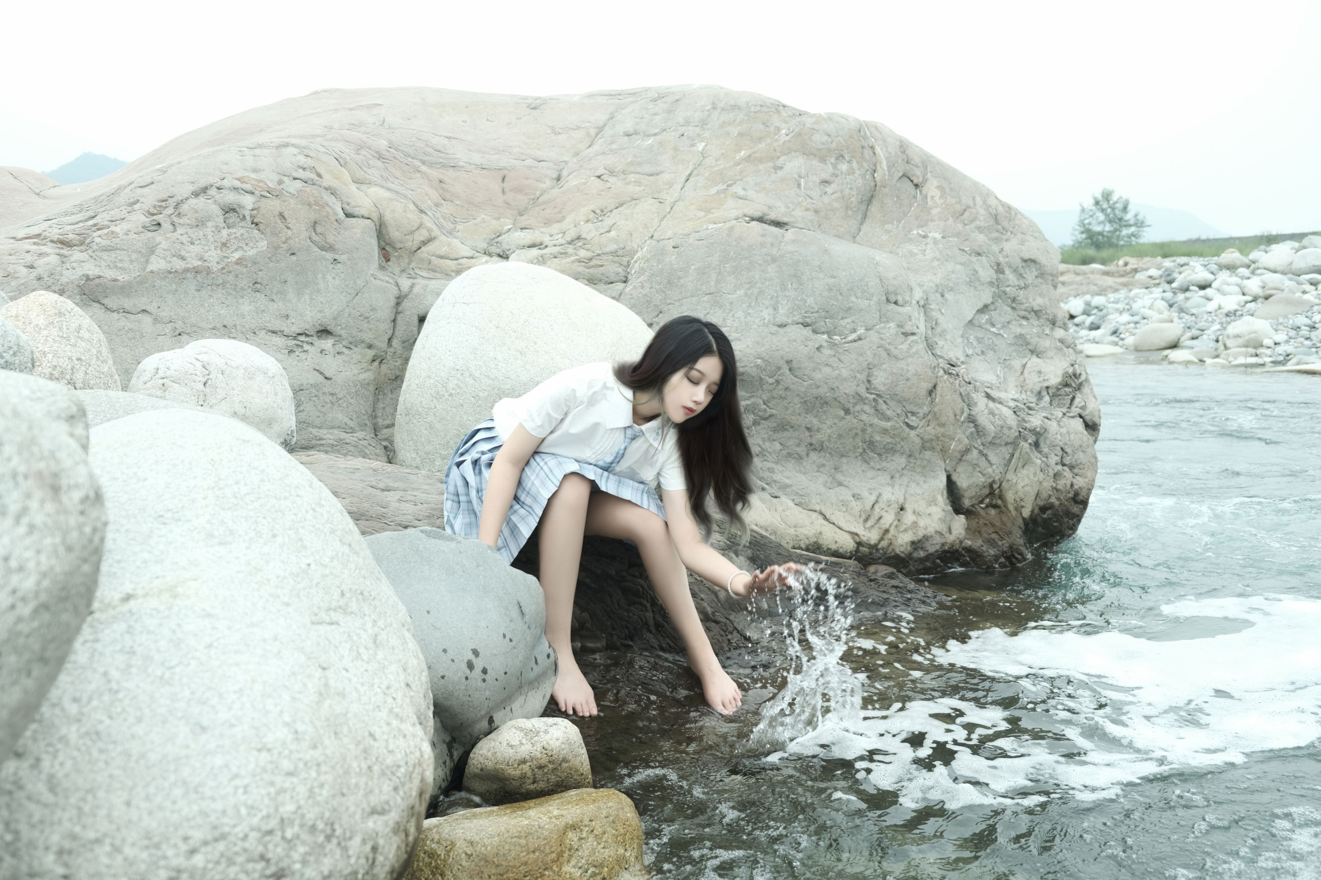 图片[5] - eloise软软 - 河边JK [34P] - 机器猫次元 - 机器猫次元