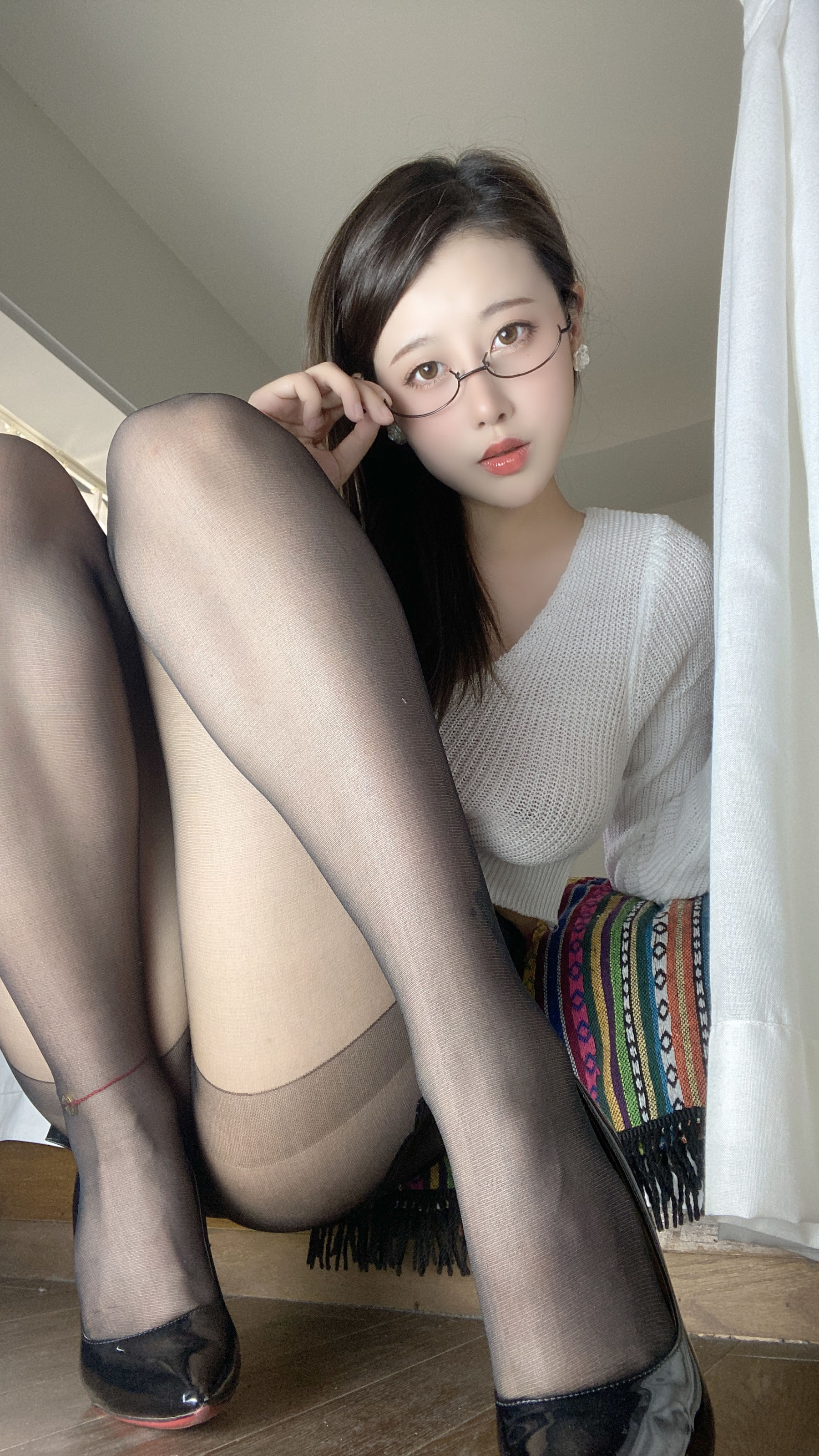 图片[1] - 摇摇乐yoyo fantia 22年1月会员合集 黑丝OL诱惑 [108P] - 机器猫次元 - 机器猫次元