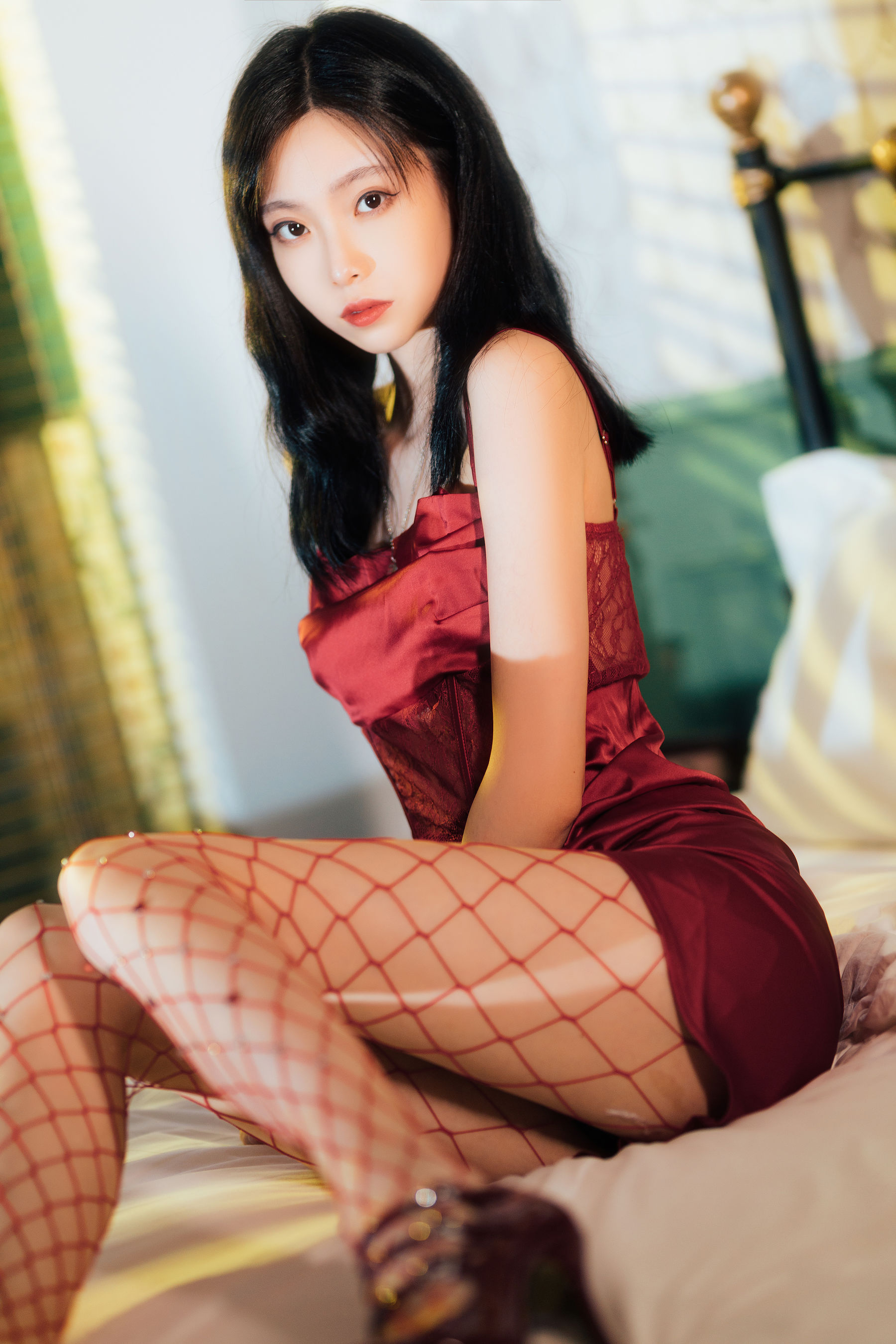 图片[1] - 许岚 - 网袜红裙 [39P] - 机器猫次元 - 机器猫次元