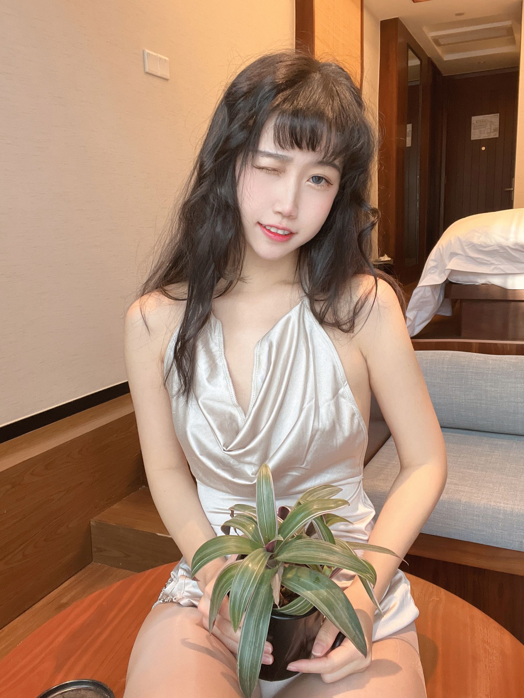 图片[1] - 不呆猫 - 浴室人妻 [42P] - 机器猫次元 - 机器猫次元