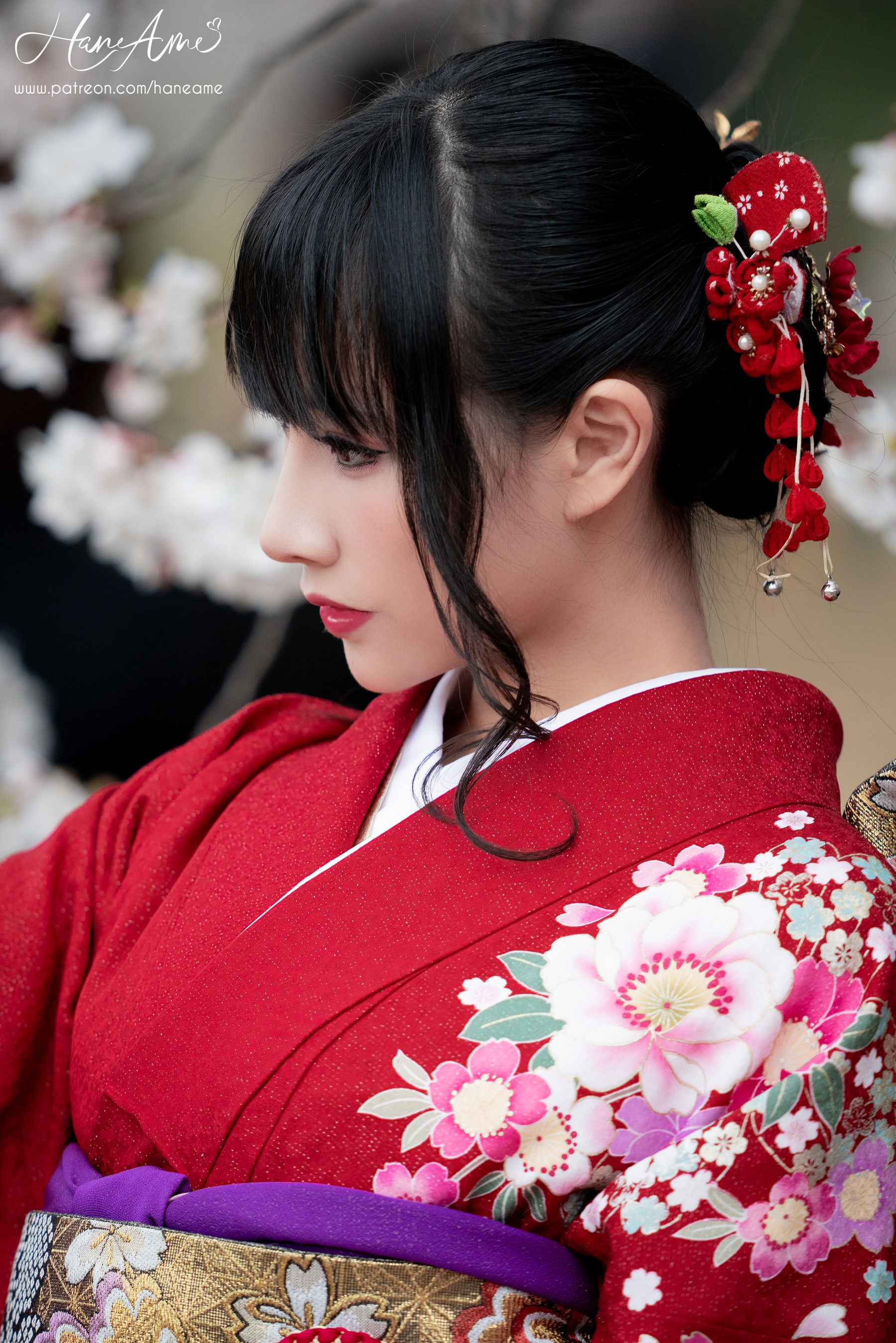 图片[1] - 雨波_HaneAme - 赤紅和服 [38P] - 机器猫次元 - 机器猫次元