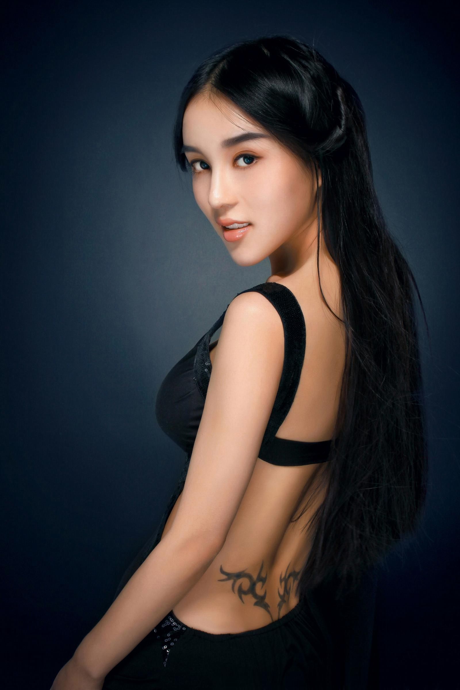 图片[8] - 混血美女模特石一伊 棚拍图片 [45P] - 机器猫次元 - 机器猫次元