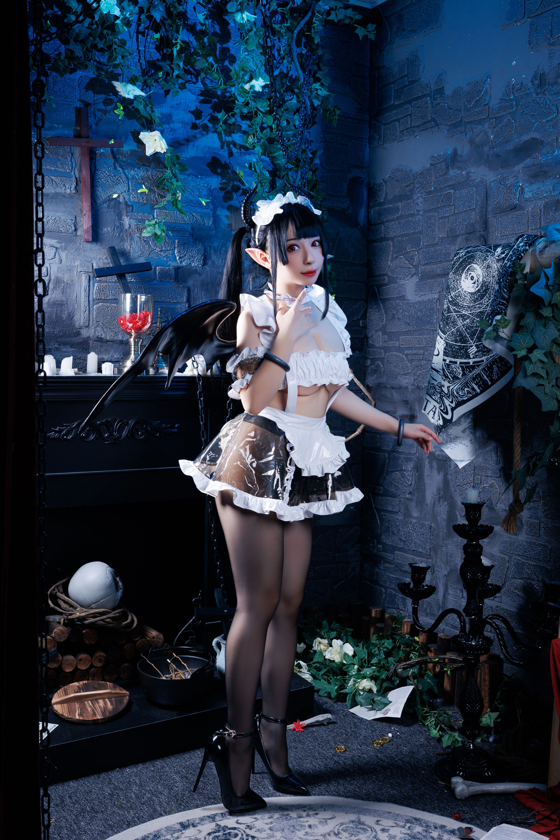 图片[1] - 胡桃猫Kurumineko - 女仆吸血姬 [100P] - 机器猫次元 - 机器猫次元