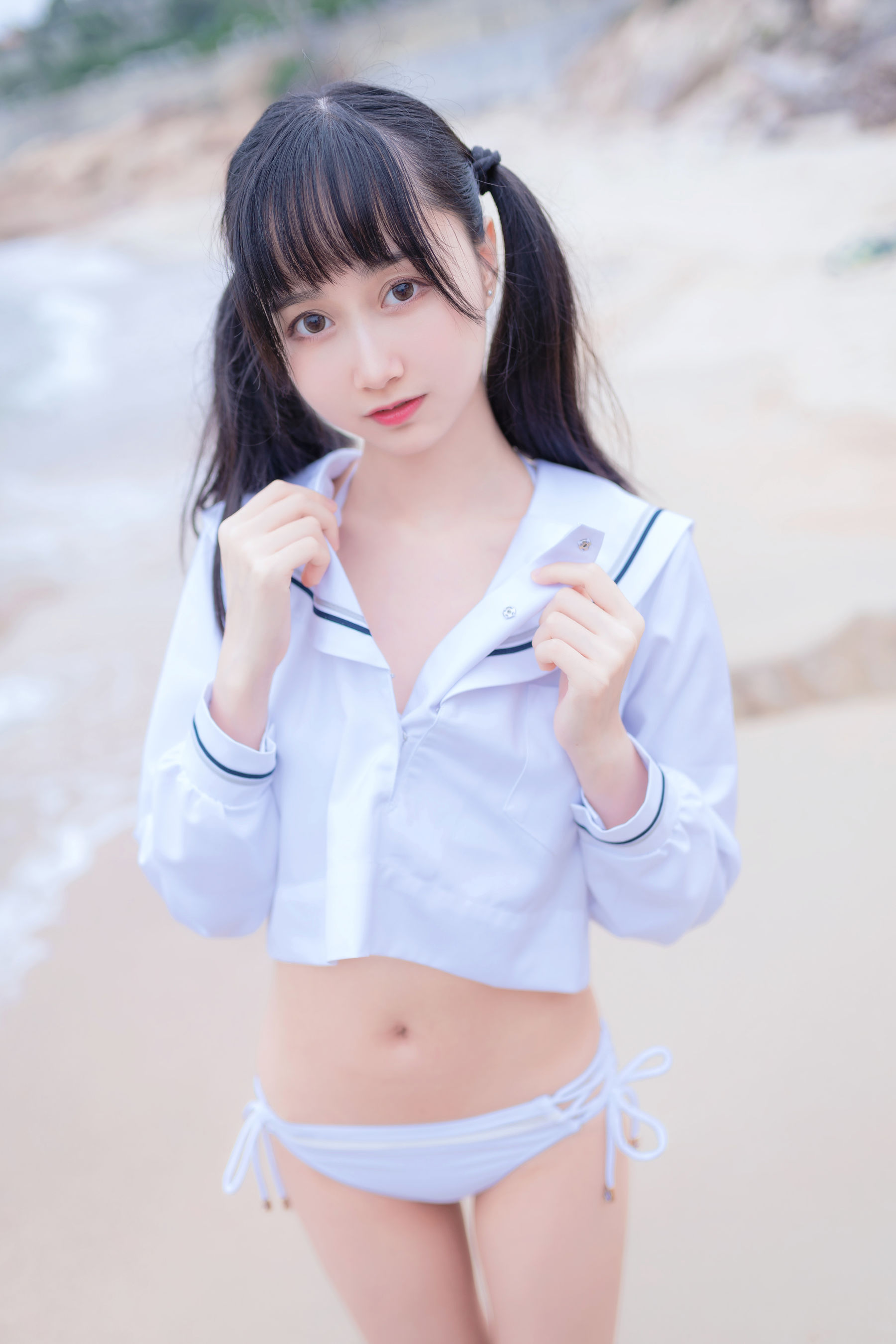 图片[1] - 木绵绵OwO 海边白色比基尼 [30P] - 机器猫次元 - 机器猫次元