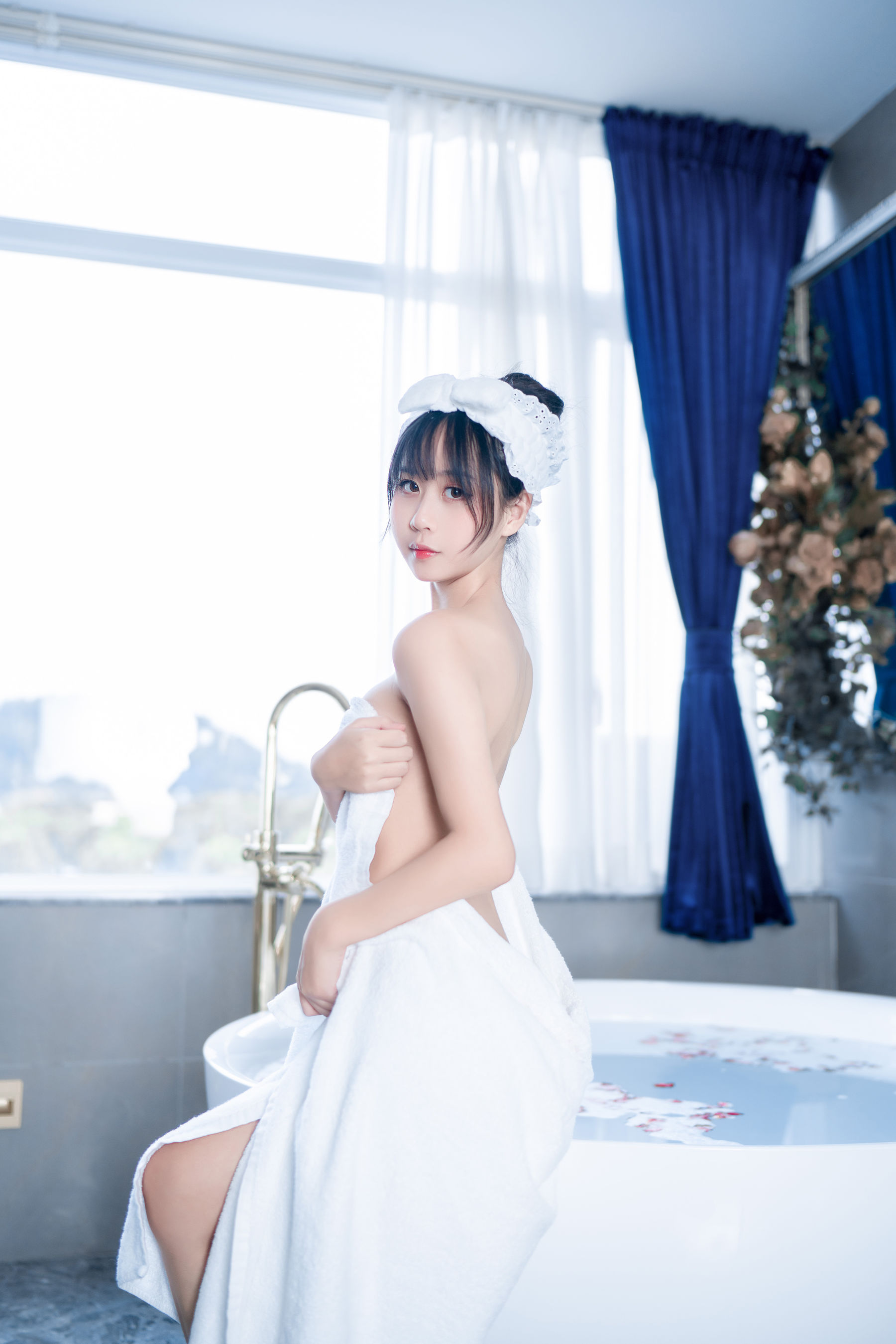 图片[1] - 萌芽儿o0 - 浴巾 [27P] - 机器猫次元 - 机器猫次元