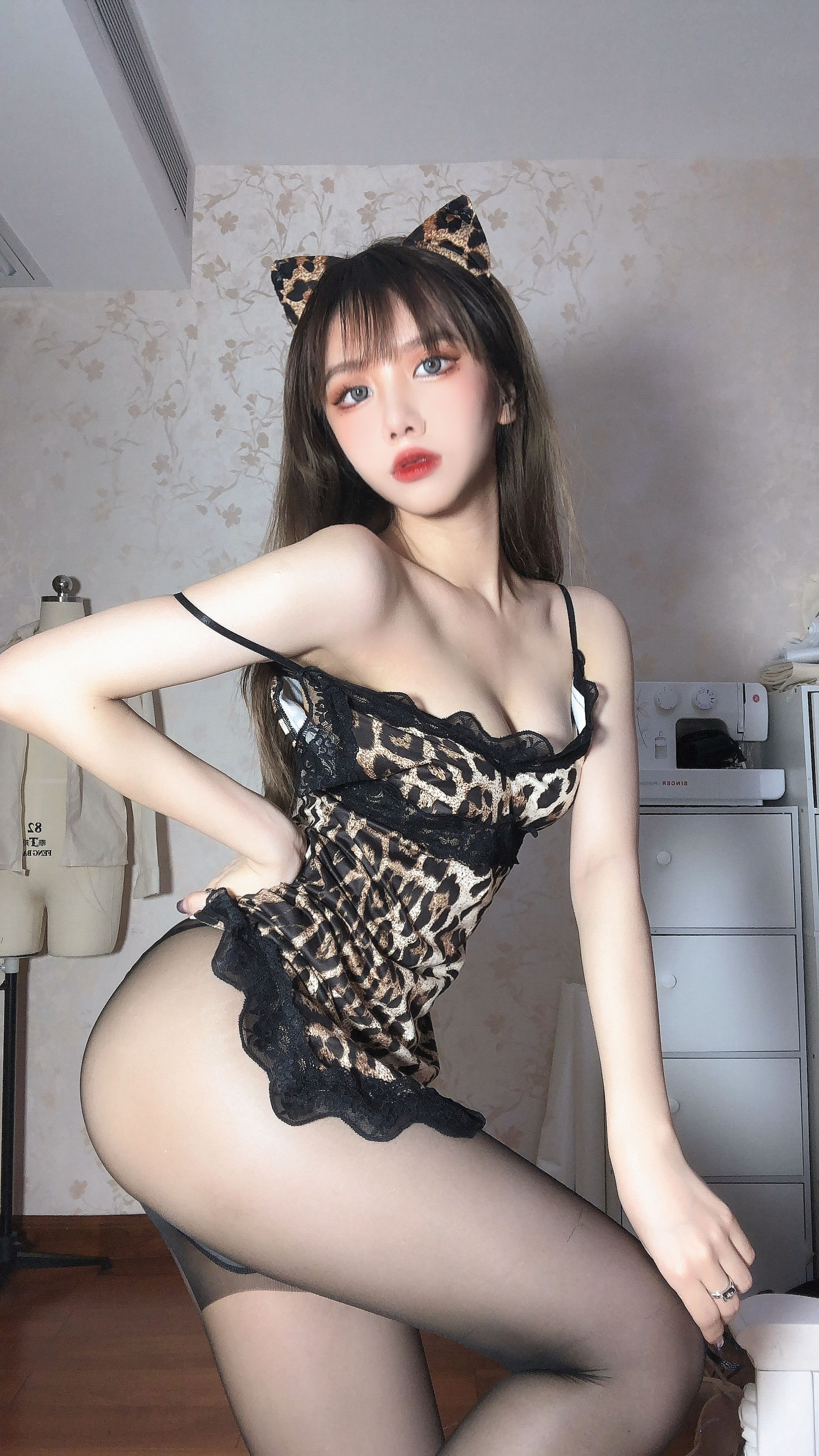 图片[2] - 果咩酱w - 豹女姐姐 [25P] - 机器猫次元 - 机器猫次元