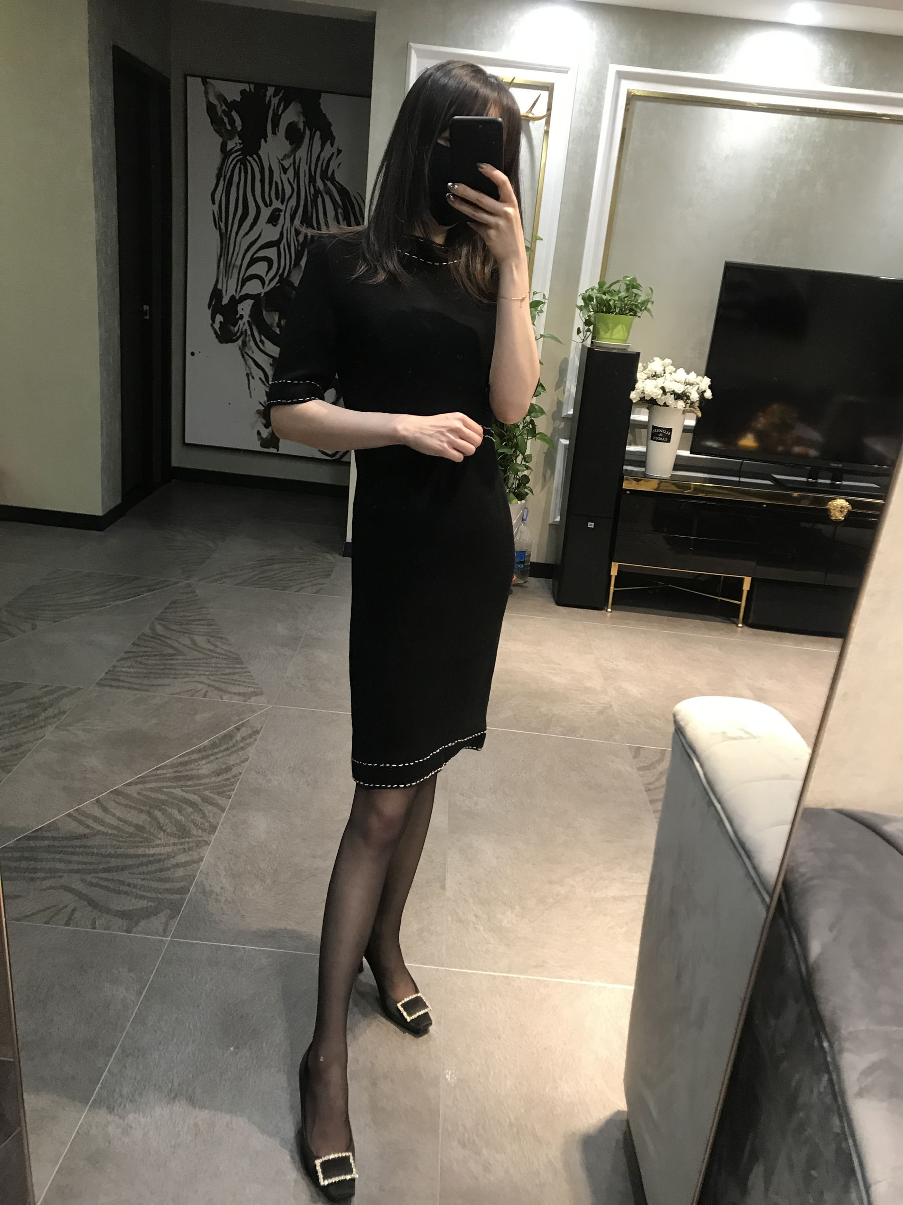 图片[1] - 麋鹿_Monroe 2020.04.06 难掩性感 [19P] - 机器猫次元 - 机器猫次元
