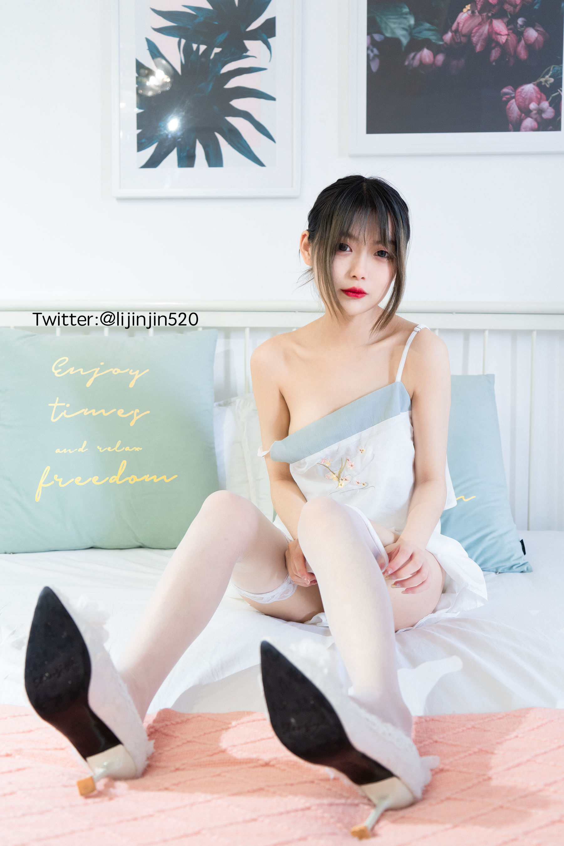 图片[6] - 梨瑾瑾 - 室内吊带裙 [20P] - 机器猫次元 - 机器猫次元