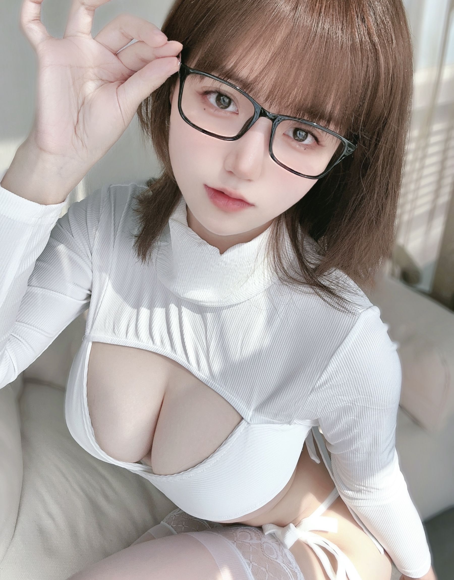 图片[1] - 小仓千代w 2023年03月 fantia白色绑带 [14P] - 机器猫次元 - 机器猫次元