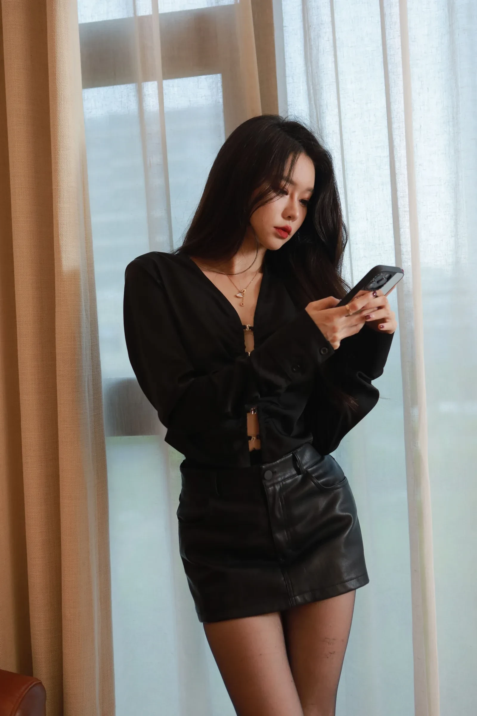 图片[4] - Sia不吃鱼 - OL黑丝秘书 [97P] - 机器猫次元 - 机器猫次元