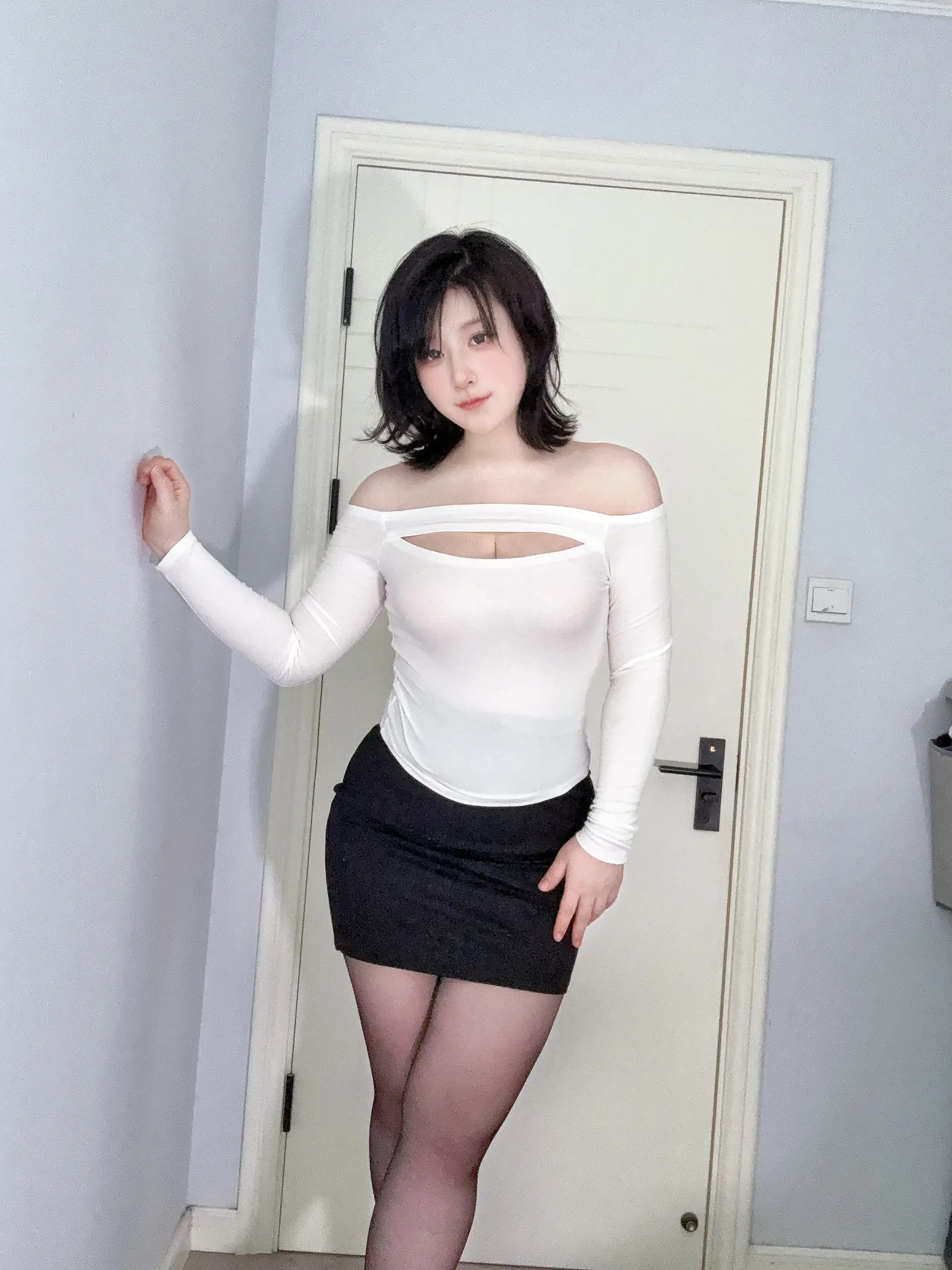 图片[2] - Zyra秋 - 妈妈的裙子 [47P] - 机器猫次元 - 机器猫次元