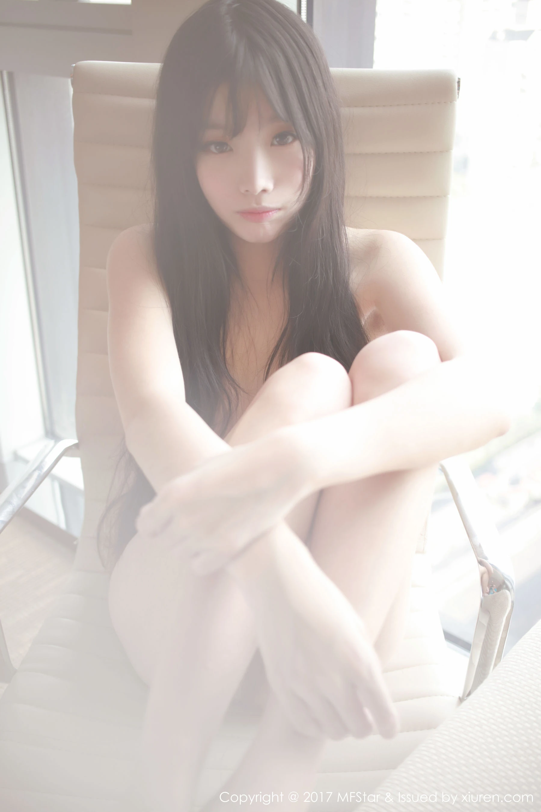 图片[1] - 草莓兔兔《雪白肌肤的少女胴体》 模范学院 Vol.083 - 机器猫次元 - 机器猫次元