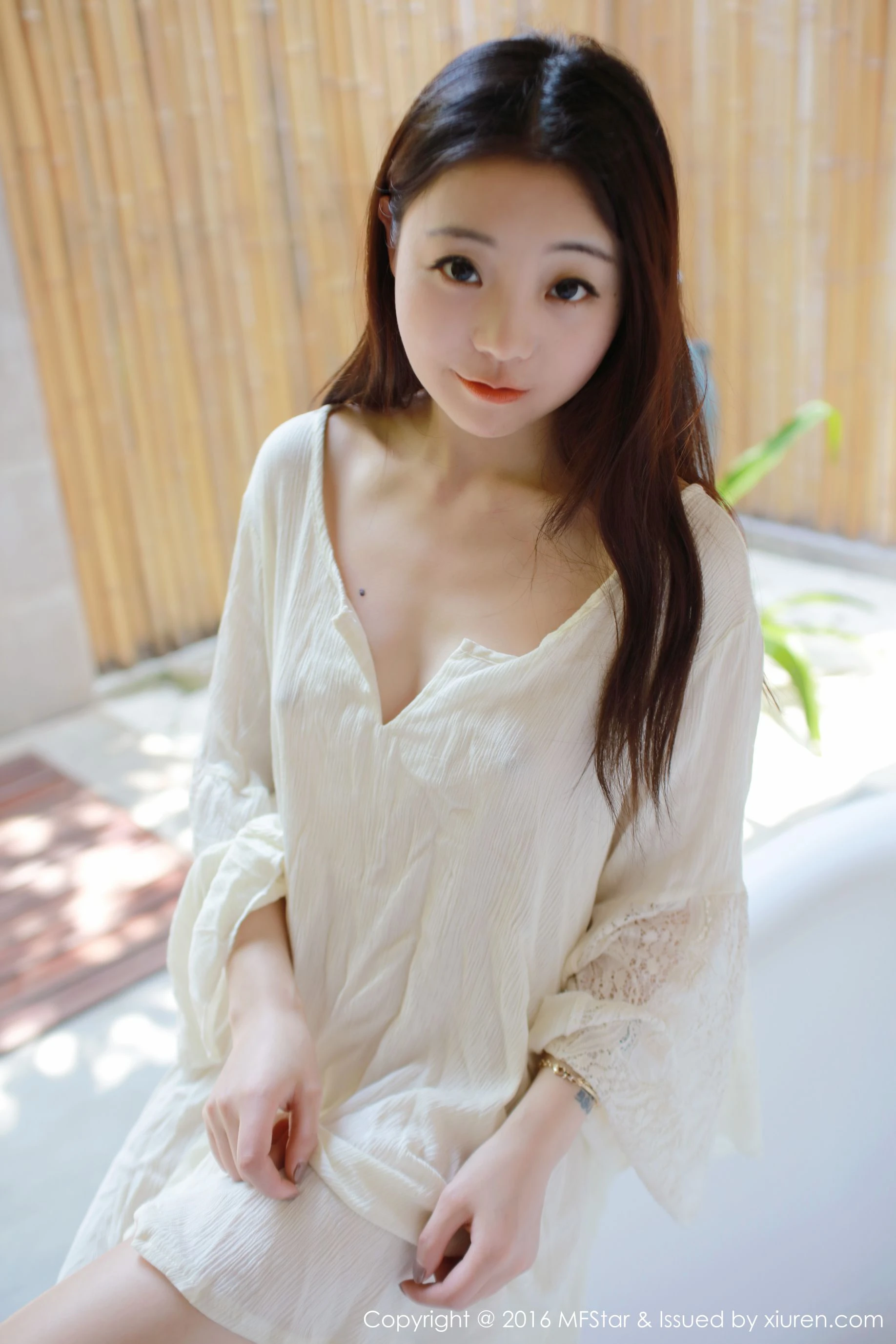 图片[2] - 佘贝拉bella《湿身诱惑与激凸福利》 模范学院 Vol.072 - 机器猫次元 - 机器猫次元