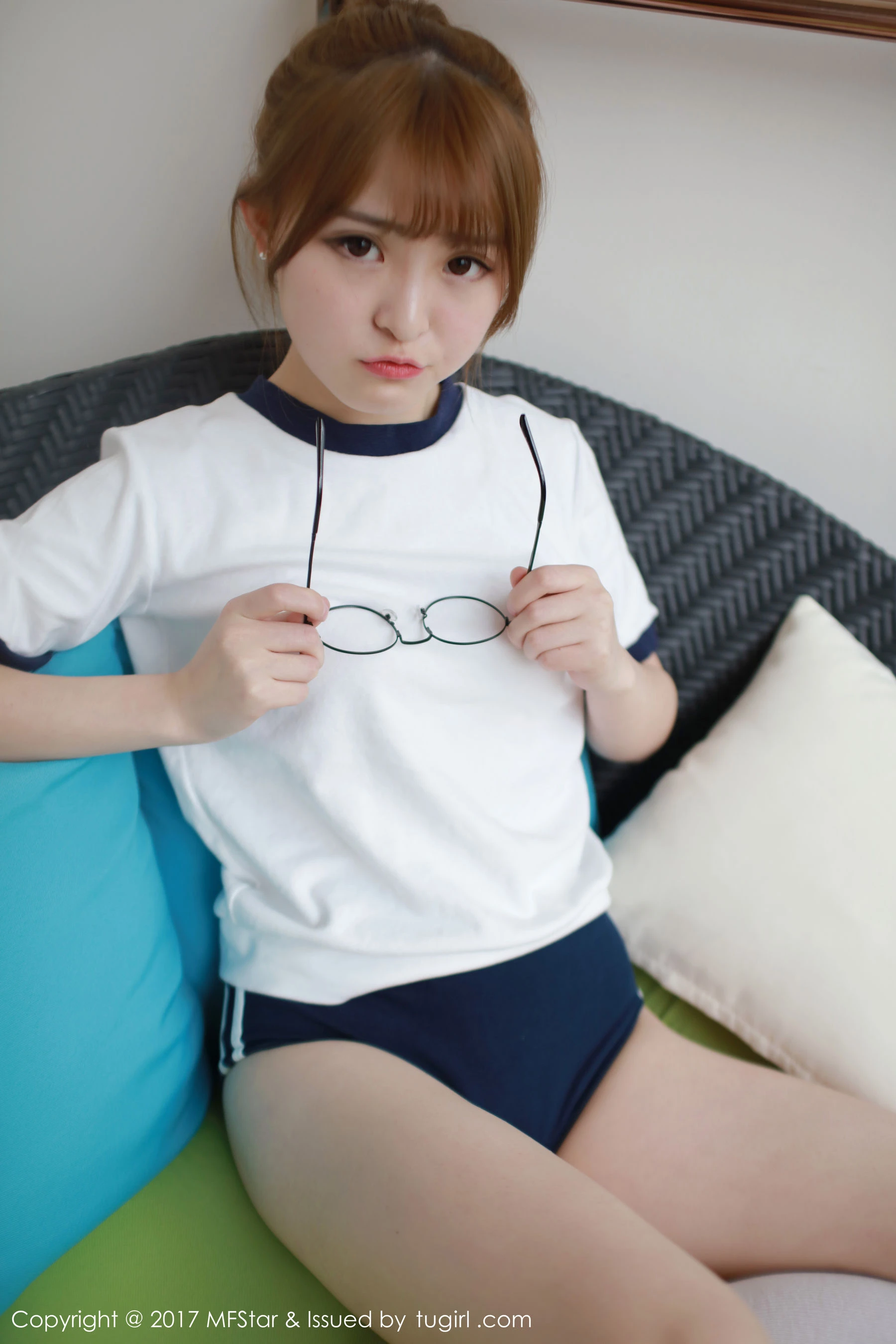 图片[8] - 伊小七MoMo《运动服装扮+眼镜OL》 模范学院 Vol.090 - 机器猫次元 - 机器猫次元