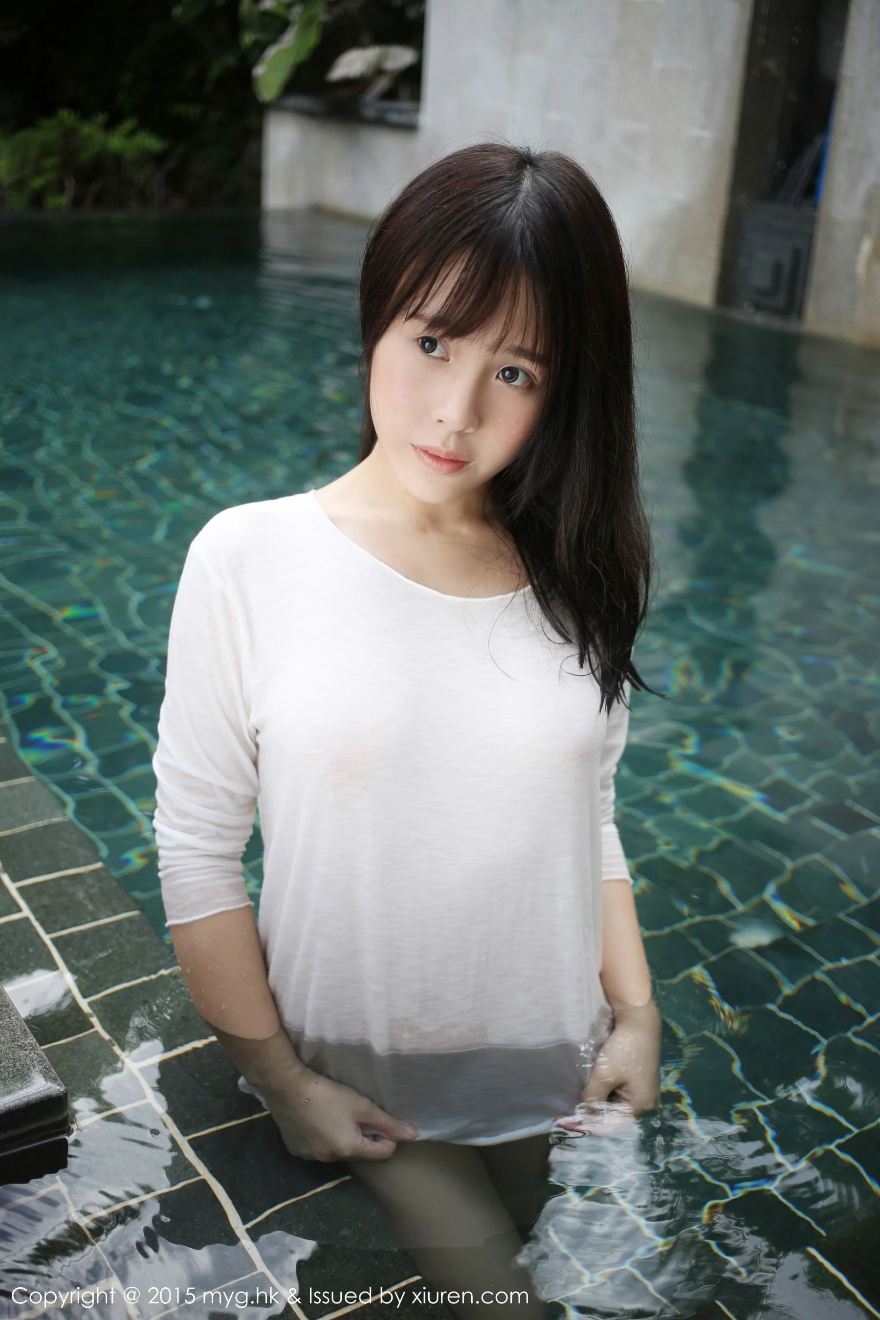 图片[1] - Evelyn艾莉《泳池湿身》 美媛馆 Vol.180 - 机器猫次元 - 机器猫次元