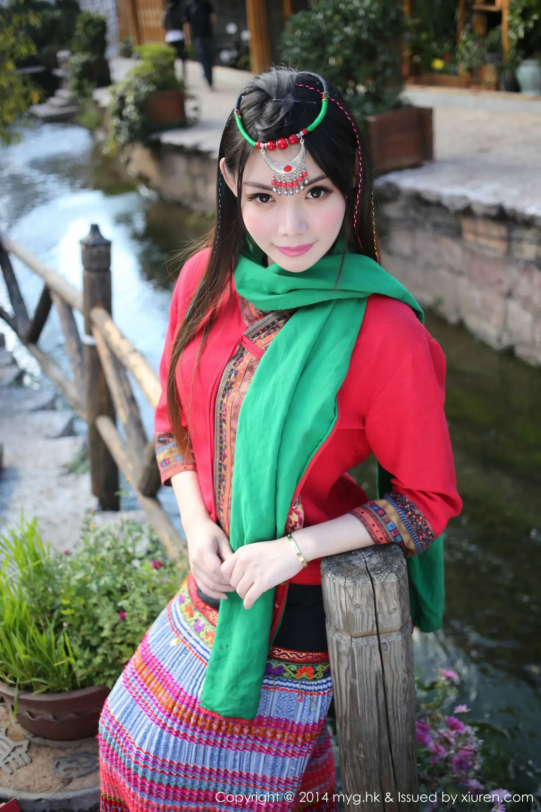 图片[1] - MARA醬《民族风+女警COS+私房》 美媛馆 Vol.071 - 机器猫次元 - 机器猫次元