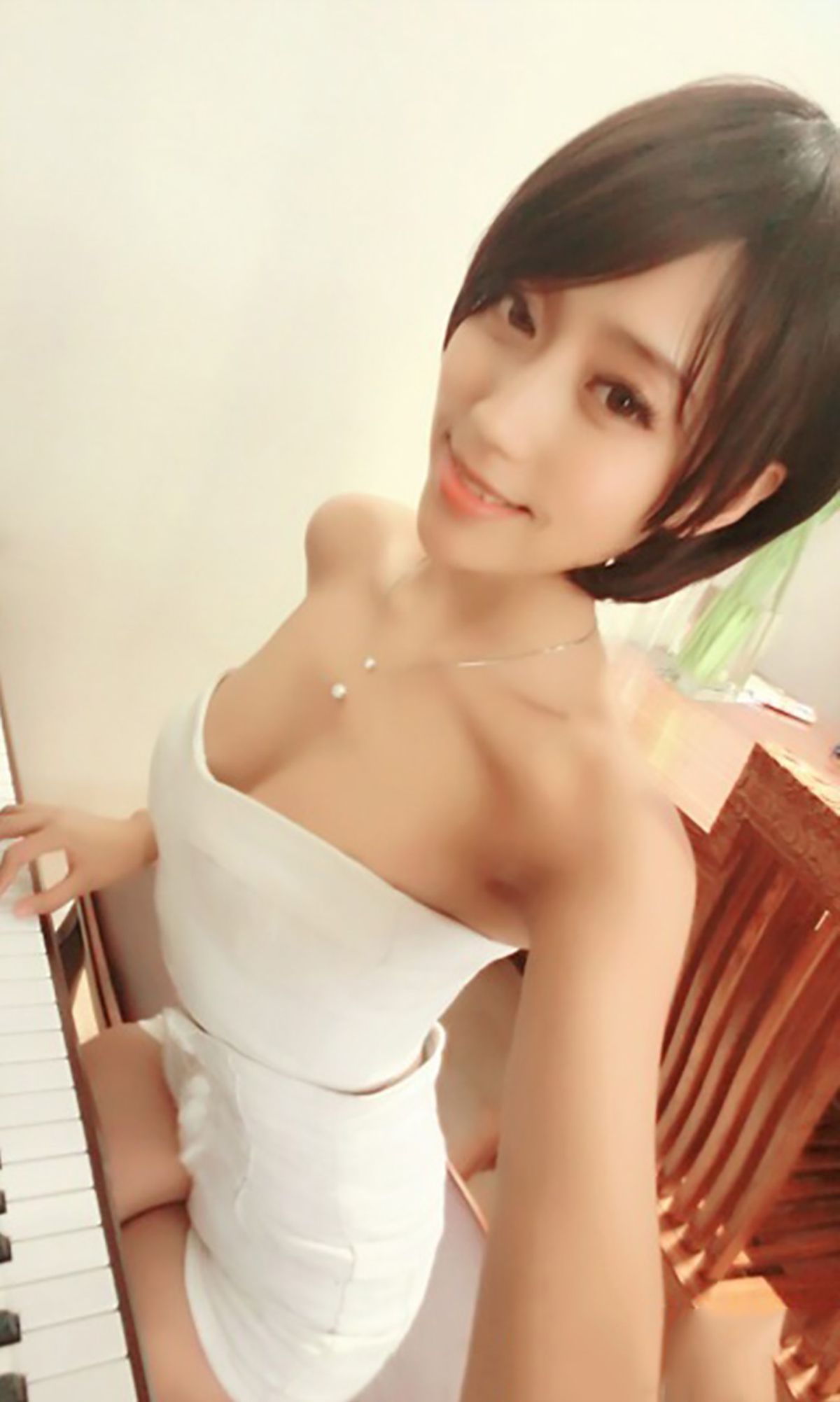 图片[3] - 马欣悦《性感车模 喷血来袭》 UGirls 爱尤物 No.002 [40P] - 机器猫次元 - 机器猫次元