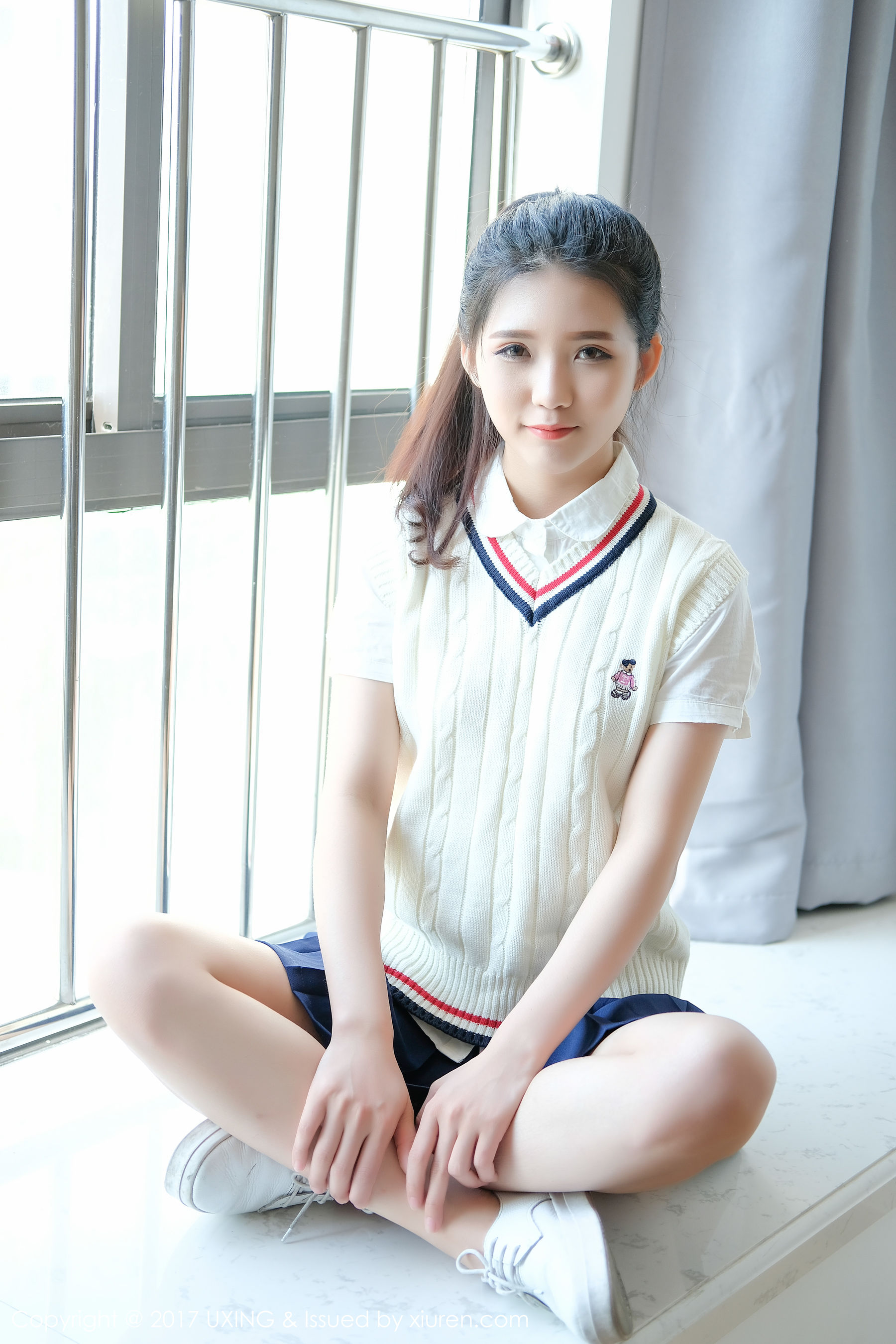 图片[1] - 可爱的小叶子《校服软妹》 优星馆UXING VOL.056 [38P] - 机器猫次元 - 机器猫次元