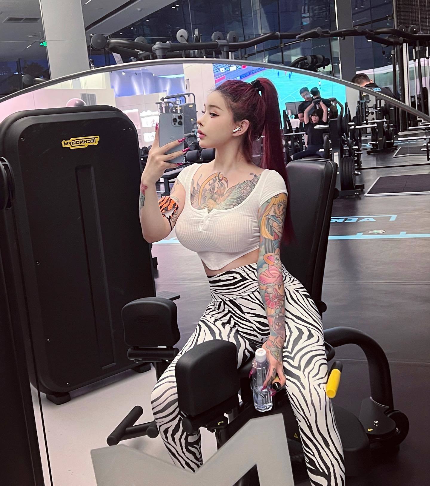图片[8] - 巨乳希希Gina nisixixixi 微密圈视图合集 [233P] - 机器猫次元 - 机器猫次元