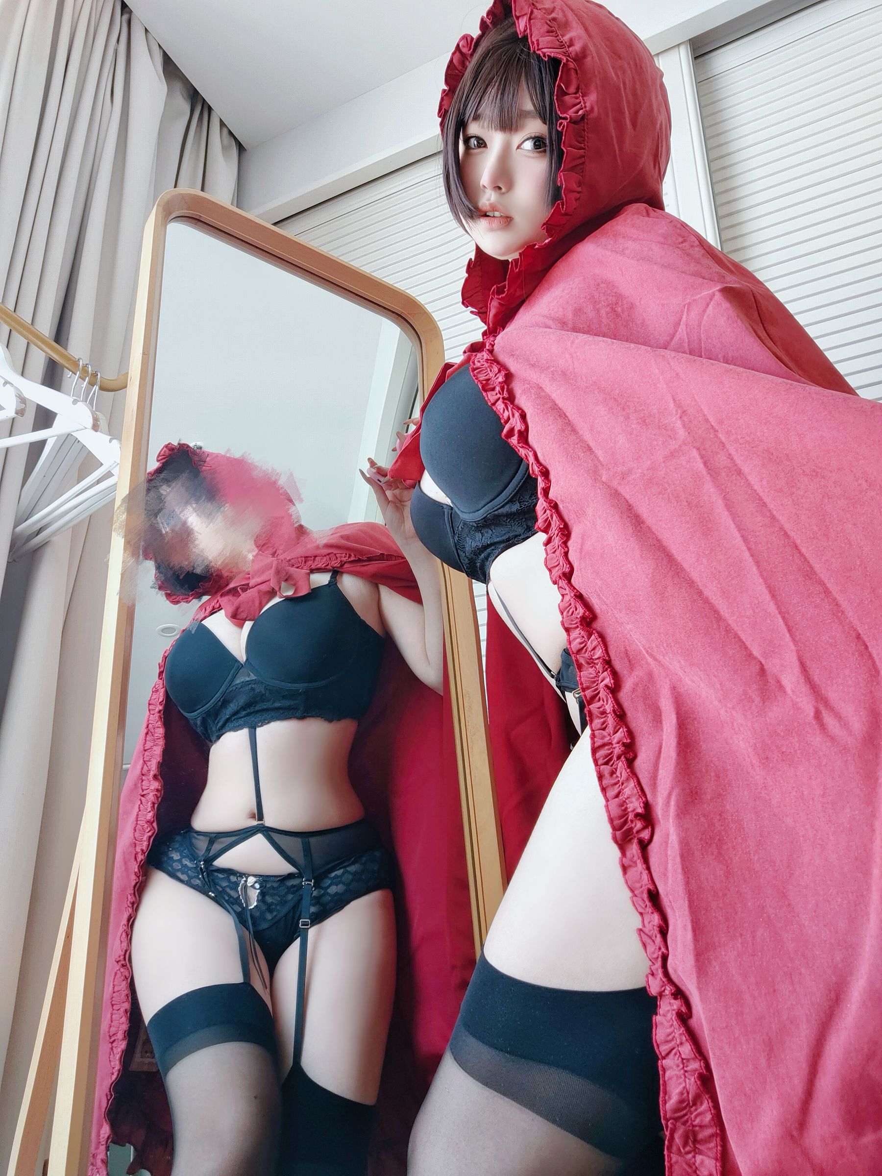 图片[1] - 女主K - 小红帽和红苹果 [86P] - 机器猫次元 - 机器猫次元
