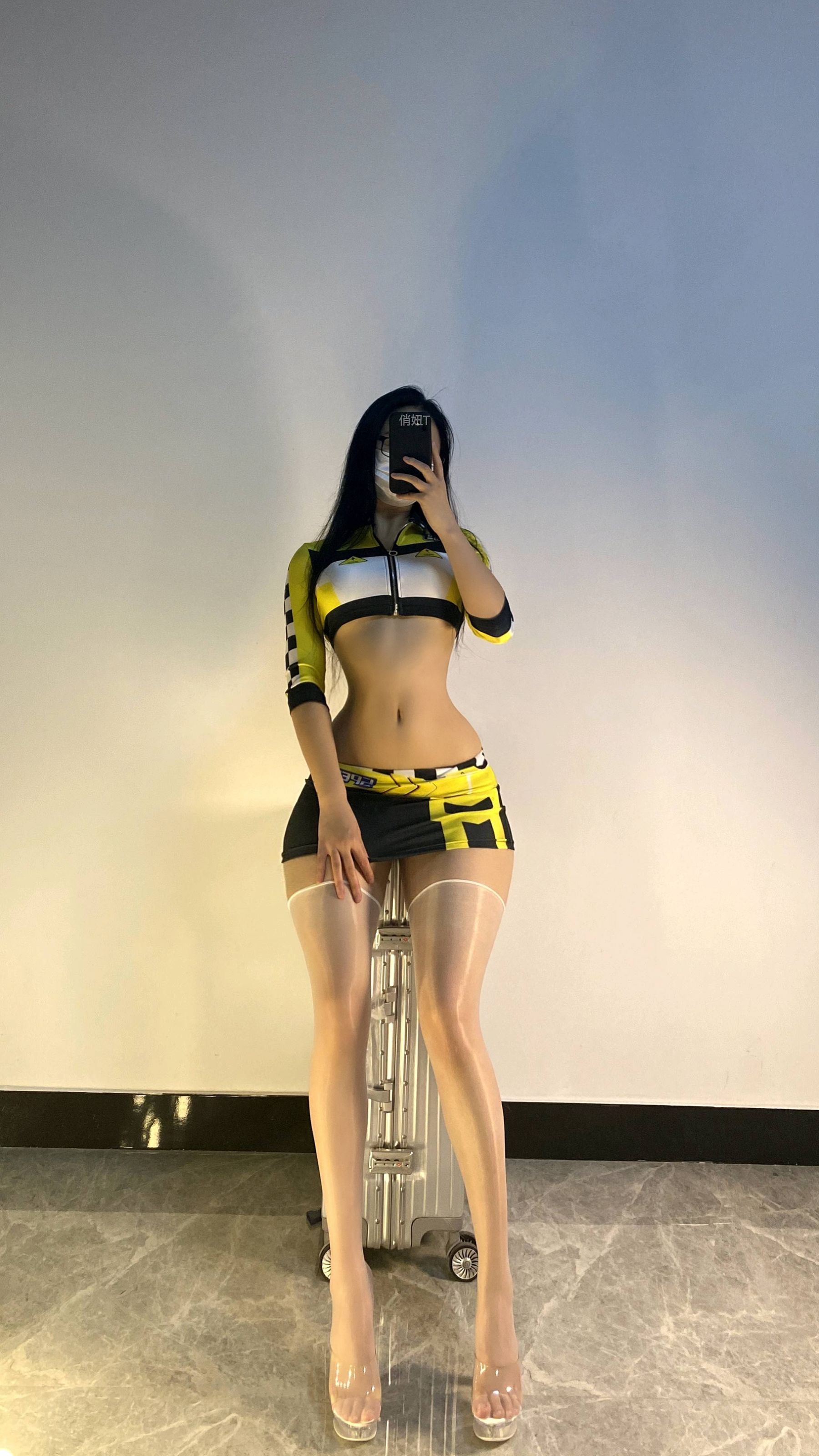 图片[1] - 俏妞qiaoniuTT - 飙车选手 [18P] - 机器猫次元 - 机器猫次元