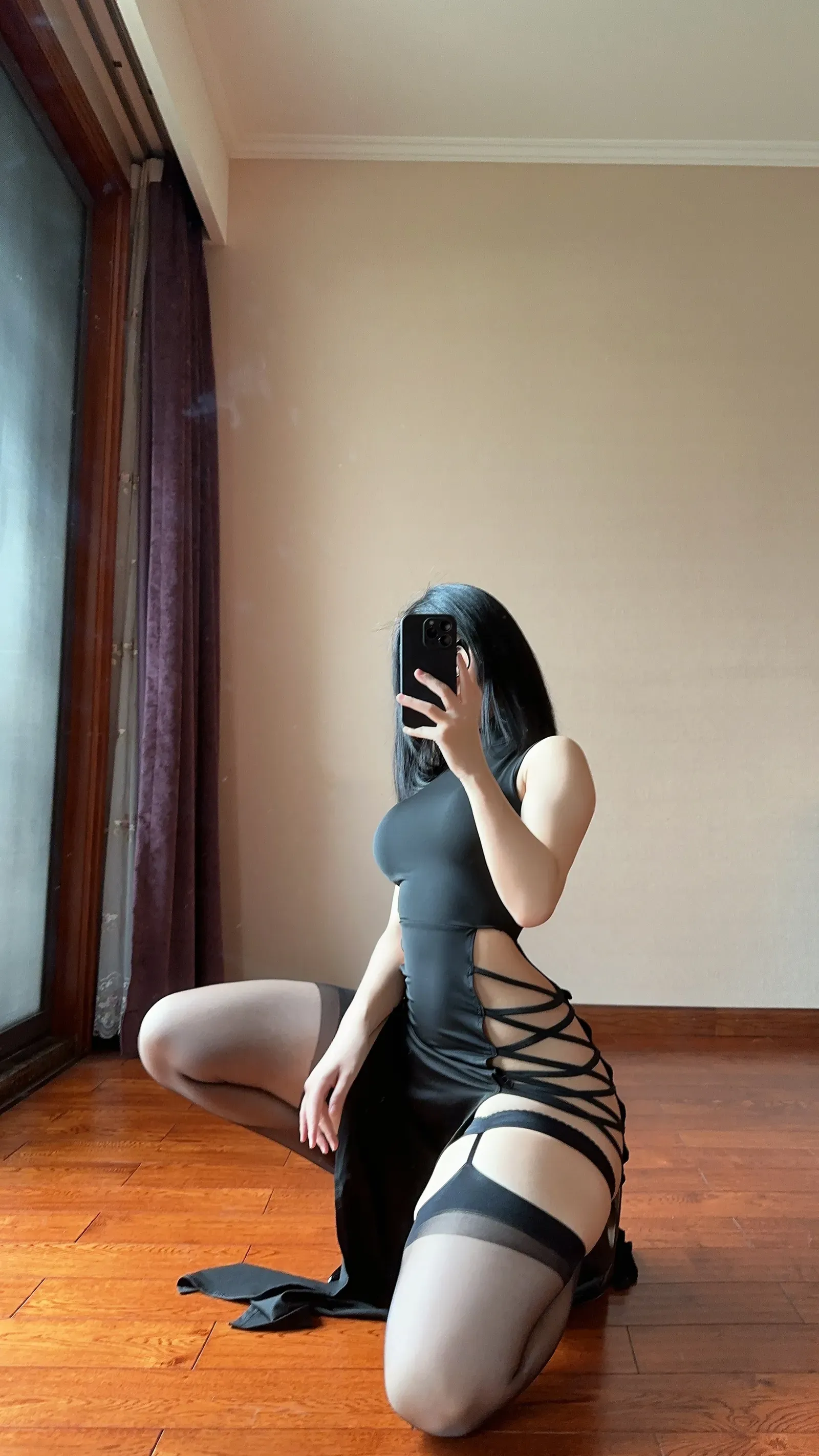 图片[5] - 俏妞qiaoniuTT - 国风黑丝开叉旗袍 [30P] - 机器猫次元 - 机器猫次元