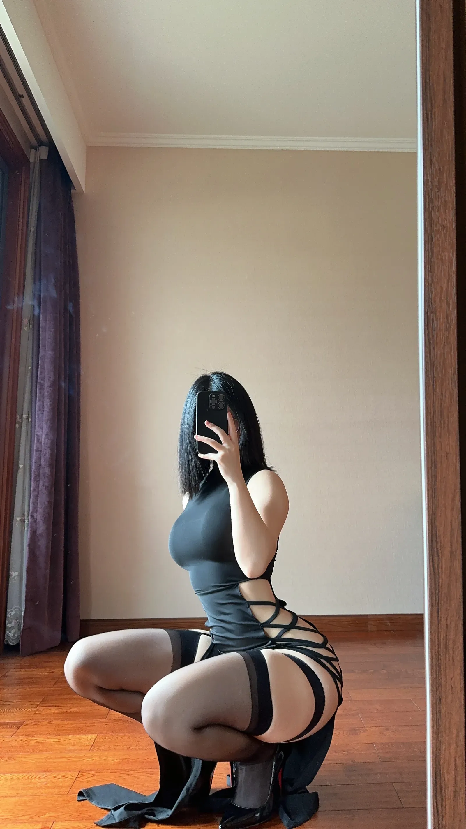 图片[8] - 俏妞qiaoniuTT - 国风黑丝开叉旗袍 [30P] - 机器猫次元 - 机器猫次元