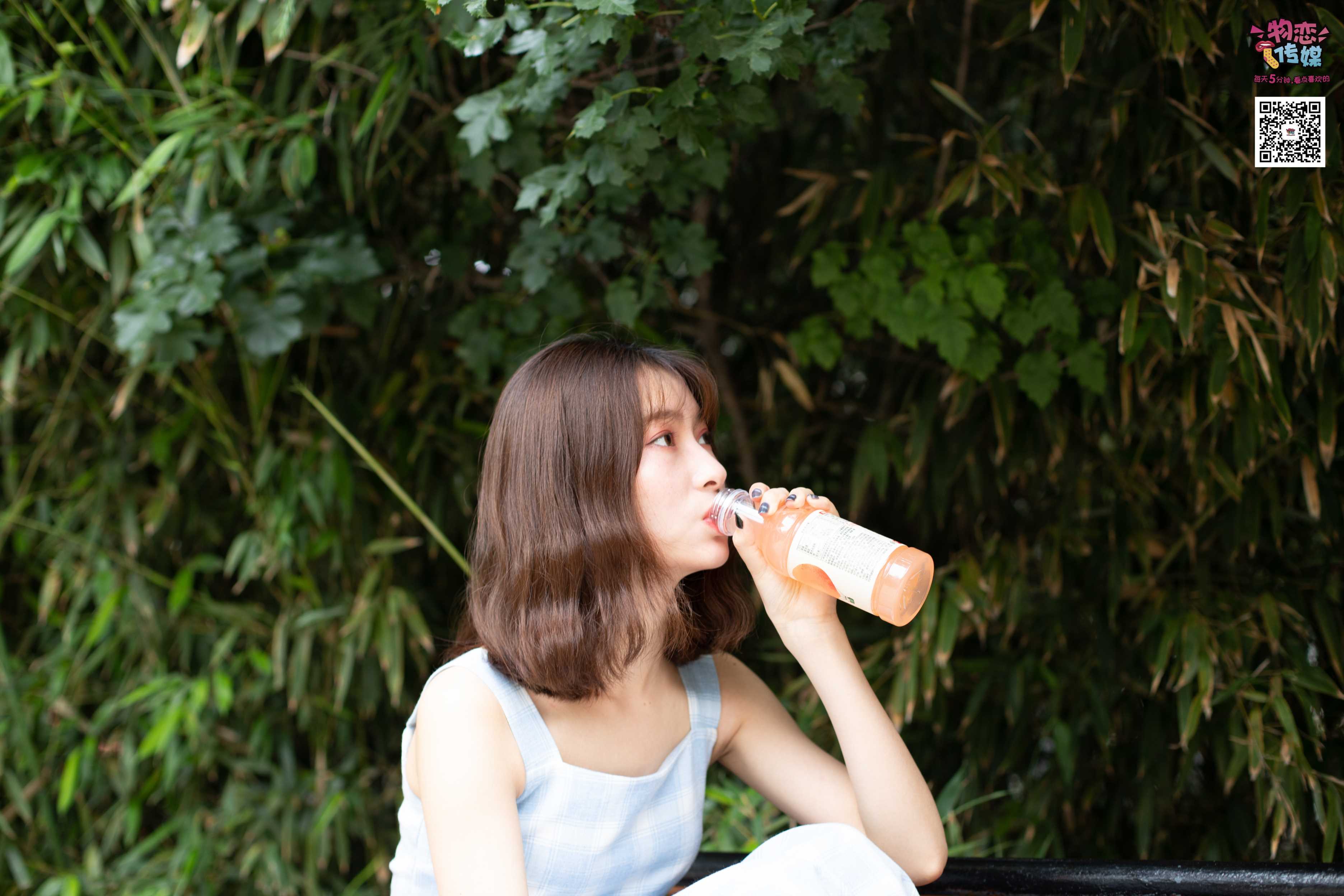 图片[2] - 物恋传媒 No.016 经典就是不需挑片,透明配清纯白棉袜 [300P+1V1.79GB] - 机器猫次元 - 机器猫次元