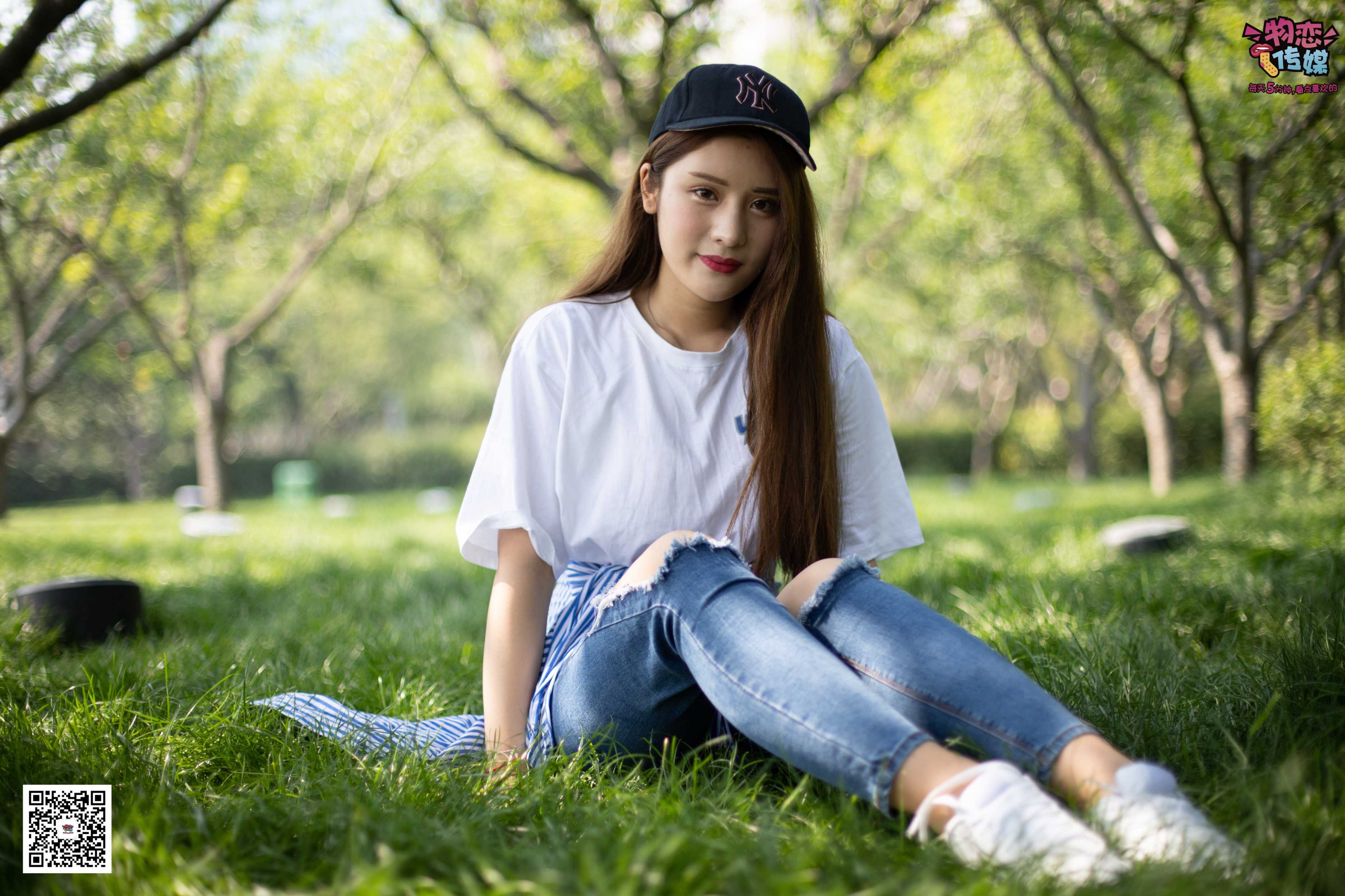 图片[2] - 物恋传媒 No.027 棒球帽白色板鞋藏棉袜,清纯运动美少女,今日份的网红小姐姐请收下 [192P+1V2.48GB] - 机器猫次元 - 机器猫次元