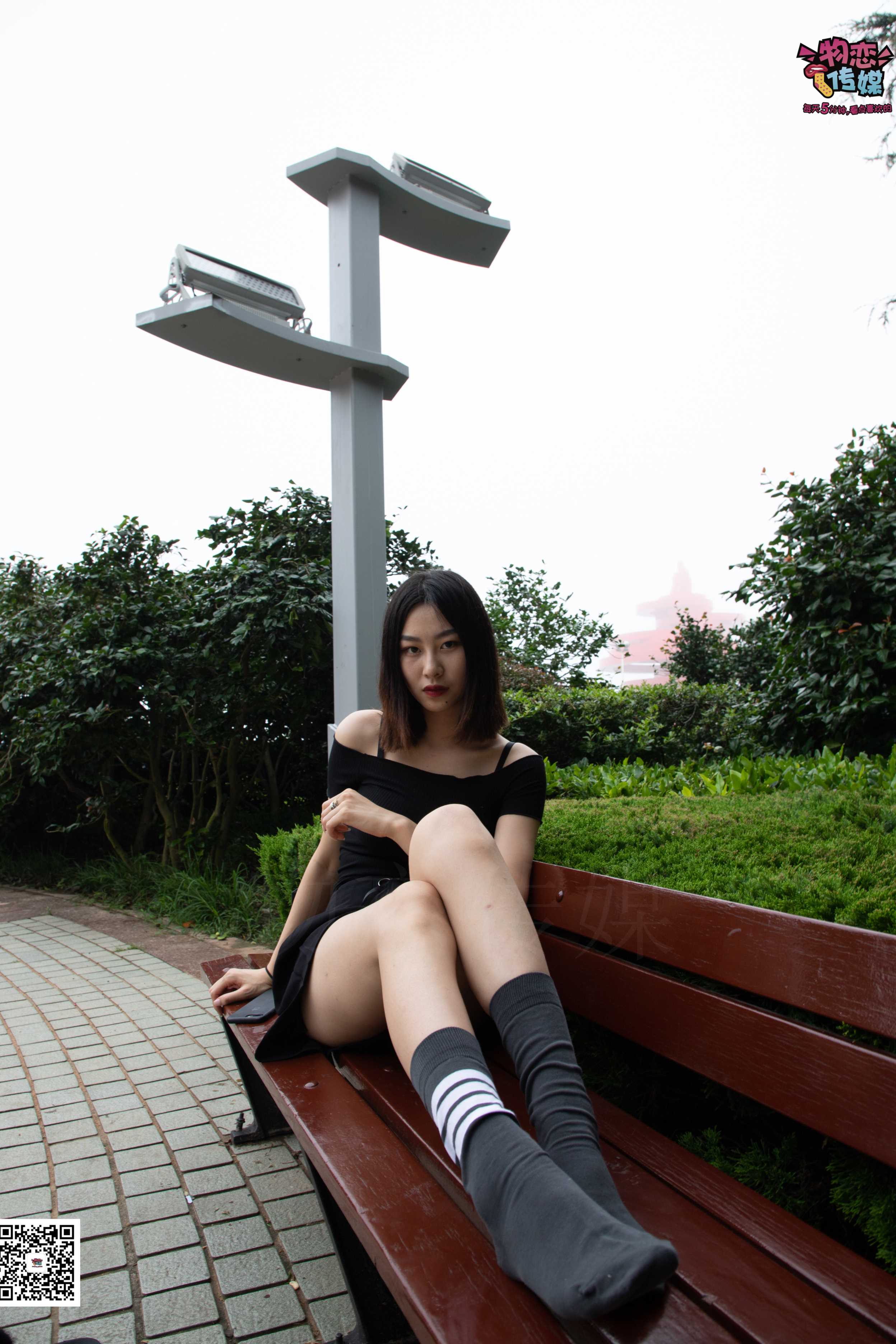 图片[4] - 物恋传媒 No.030 剑眉星目,烈焰红唇,御姐范美女与可爱棉袜 [189P+1V1.92GB] - 机器猫次元 - 机器猫次元