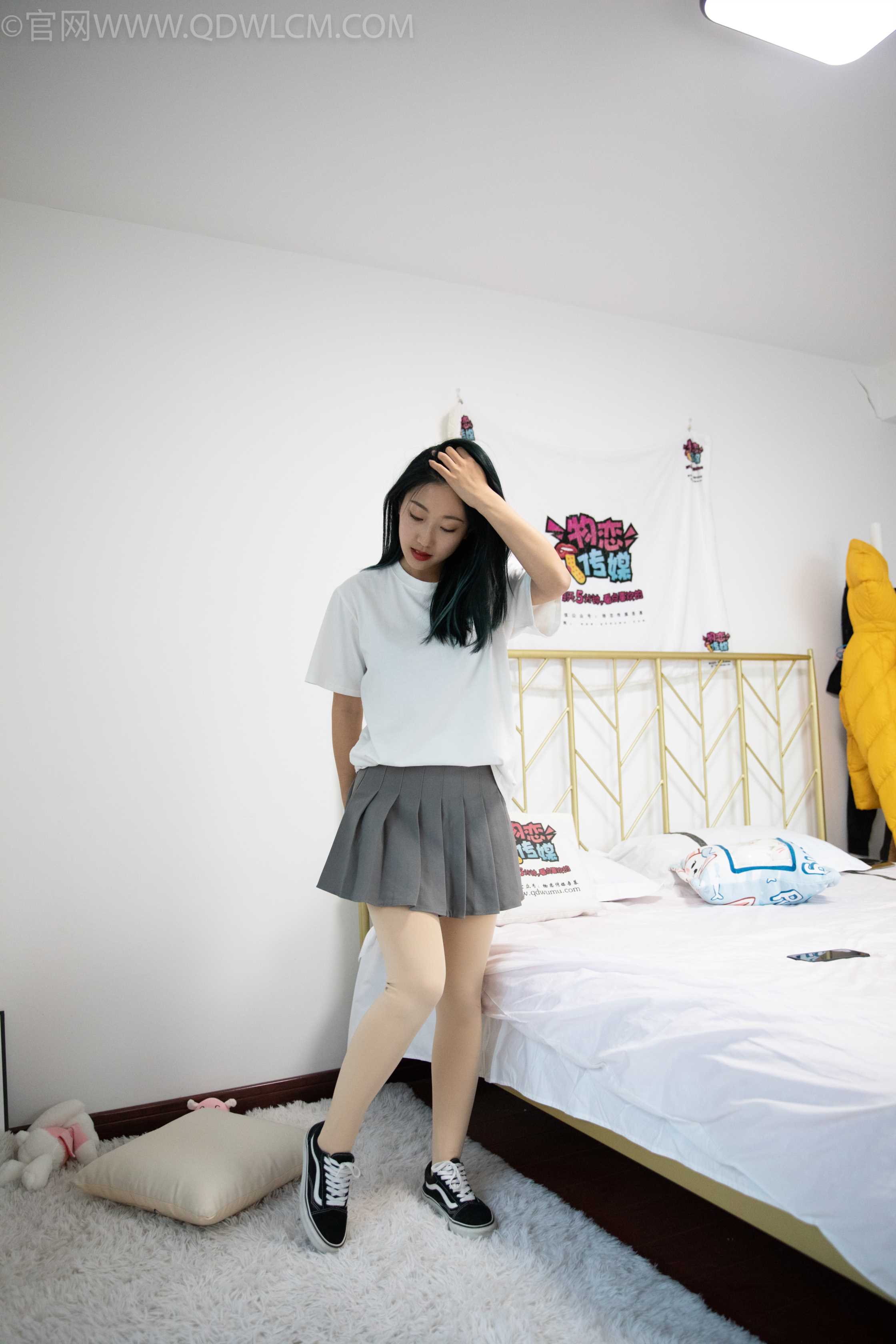 图片[2] - 物恋传媒 NO.1017 雅梦-vans帆布鞋、厚 [118P+1V／3.30GB] - 机器猫次元 - 机器猫次元