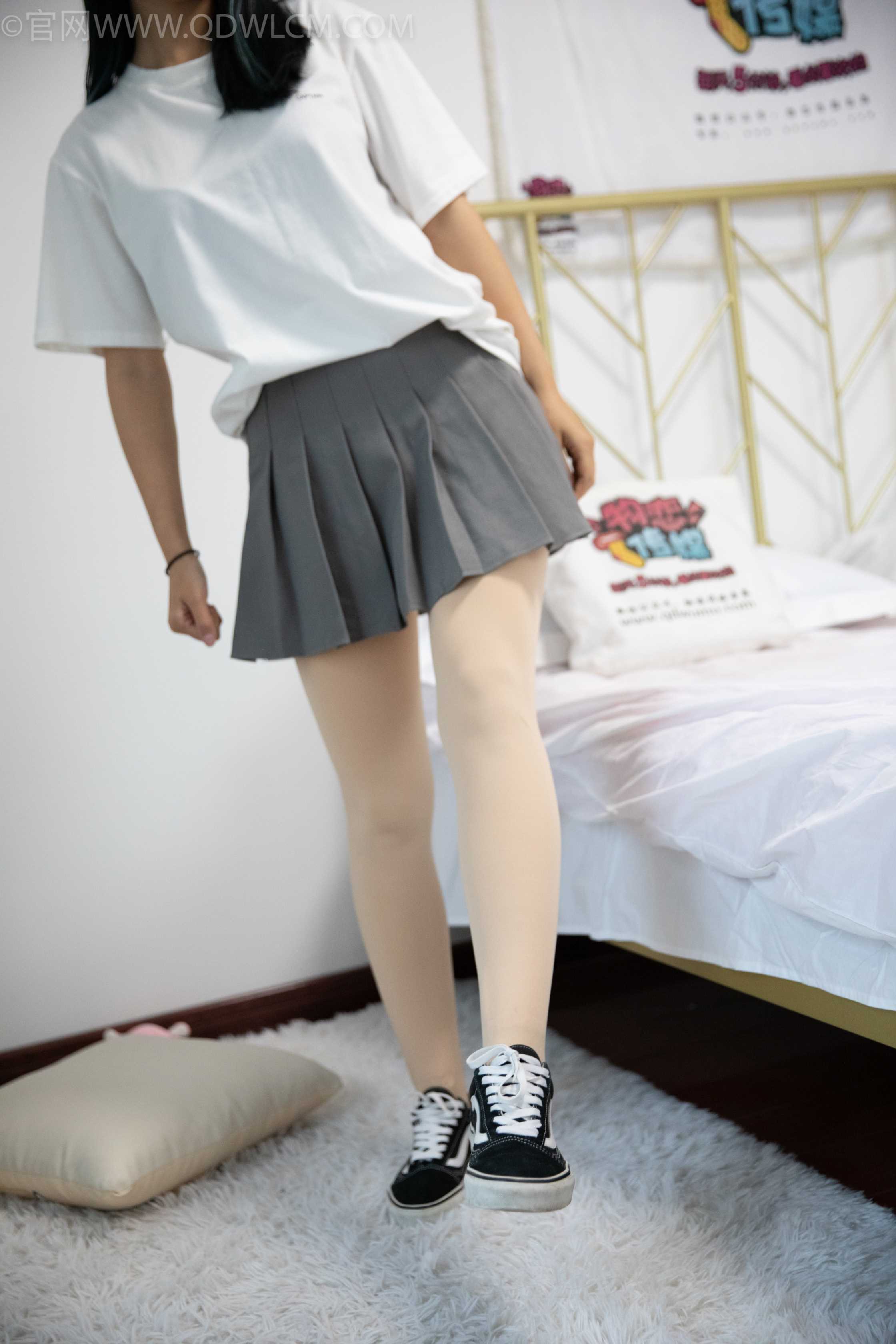 图片[5] - 物恋传媒 NO.1017 雅梦-vans帆布鞋、厚 [118P+1V／3.30GB] - 机器猫次元 - 机器猫次元