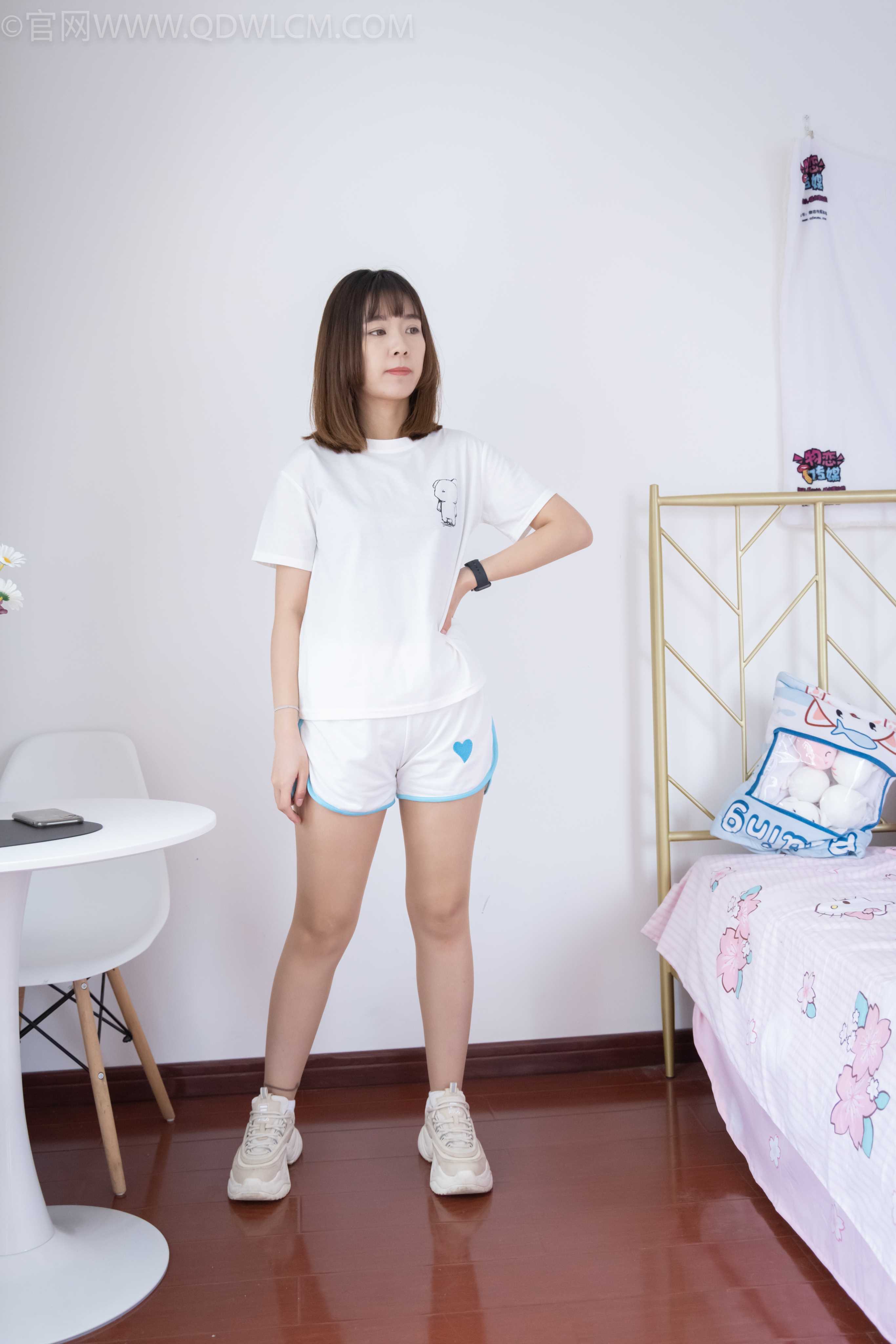 图片[1] - 物恋传媒 NO.1033 婷婷-运动鞋、白棉袜、 [162P+1V／4.57GB] - 机器猫次元 - 机器猫次元