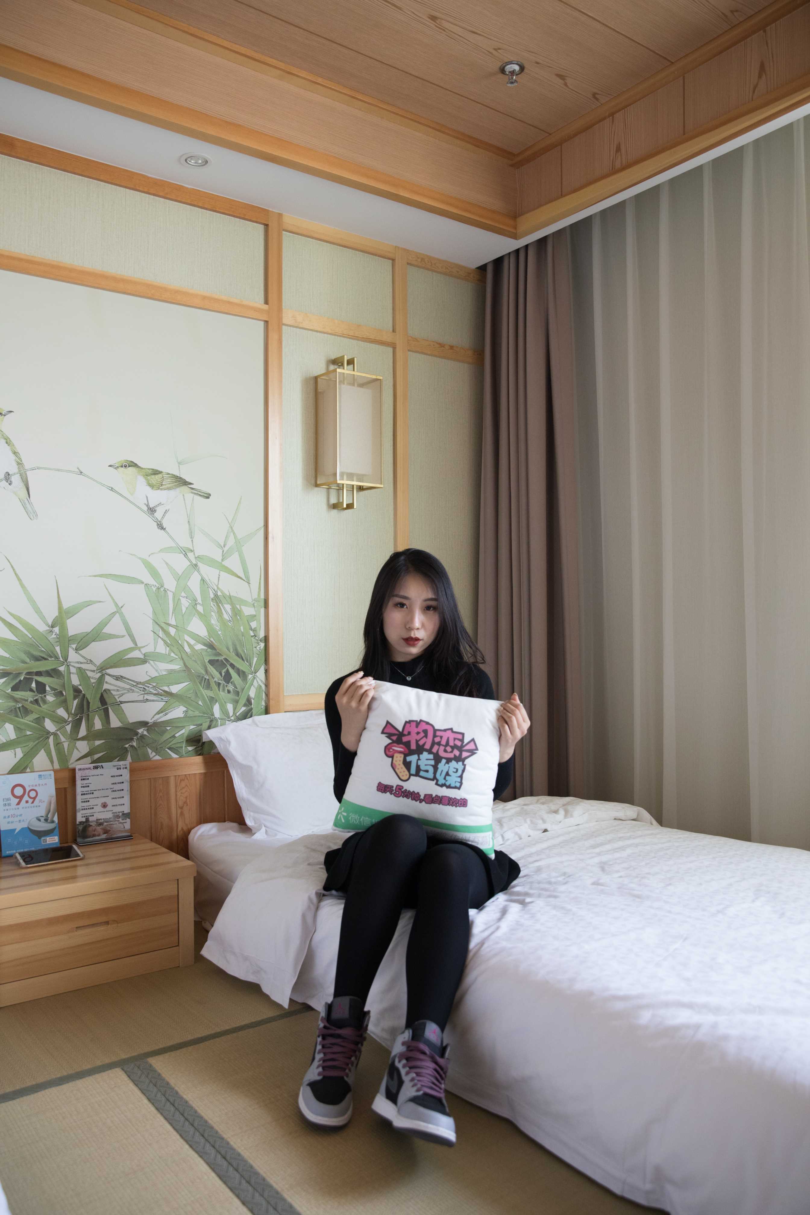 图片[1] - 物恋传媒 No.149 璐璐-舞蹈系女生的AJ与厚 [137P+1V7.71G] - 机器猫次元 - 机器猫次元