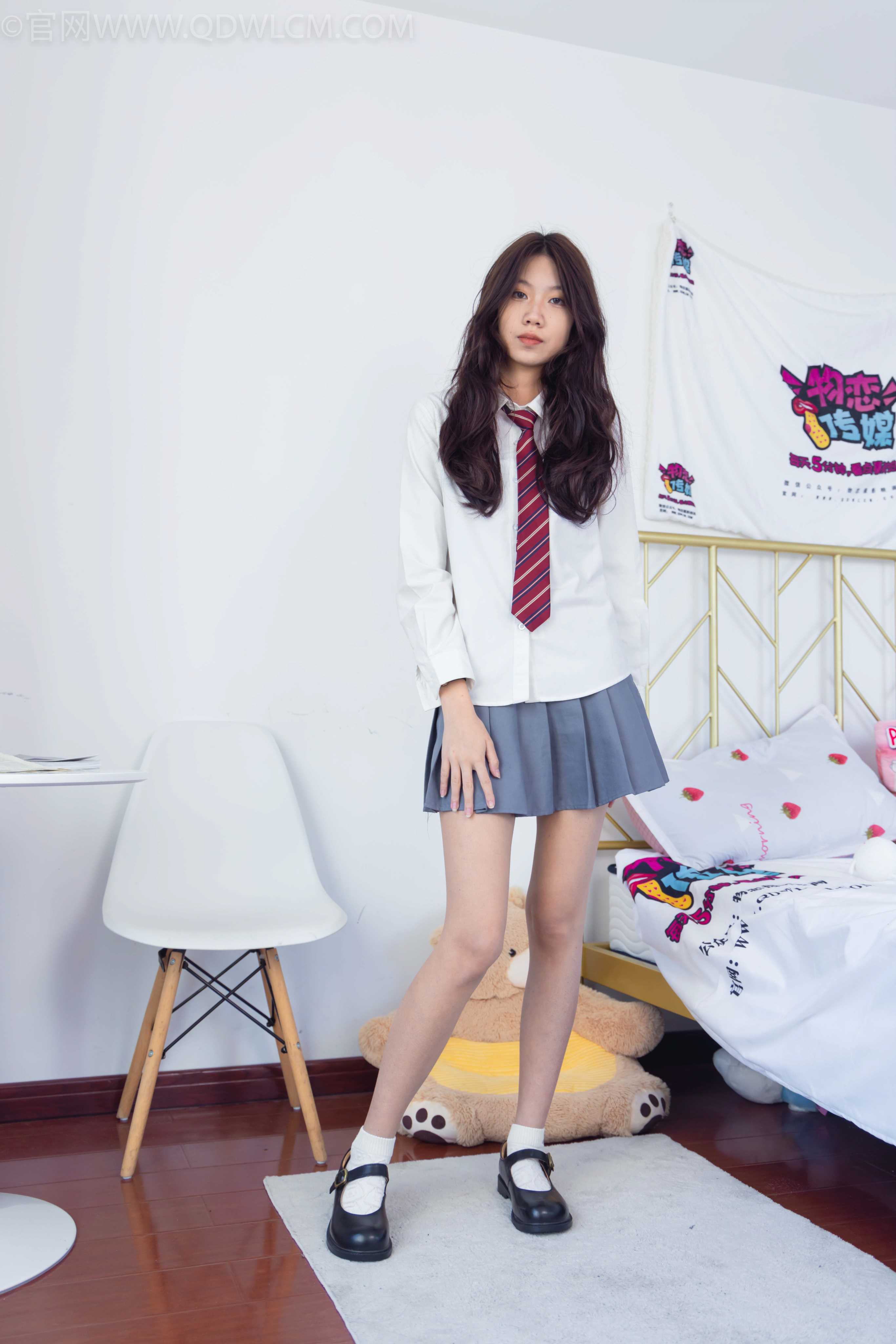图片[4] - 物恋传媒 NO.1367 纤纤-阴雨连绵 [150P1V-2.12G] - 机器猫次元 - 机器猫次元
