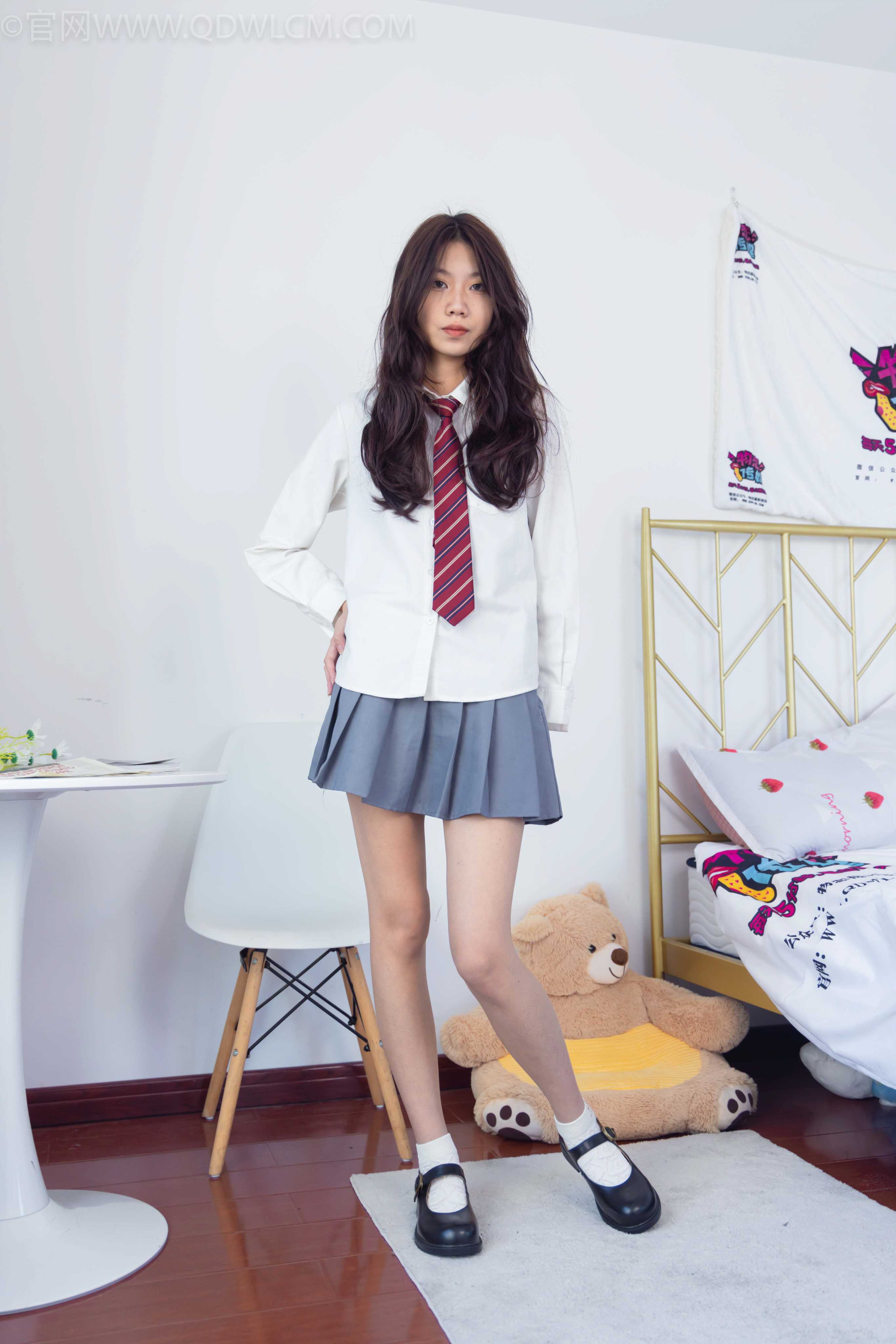 图片[1] - 物恋传媒 NO.1367 纤纤-阴雨连绵 [150P1V-2.12G] - 机器猫次元 - 机器猫次元
