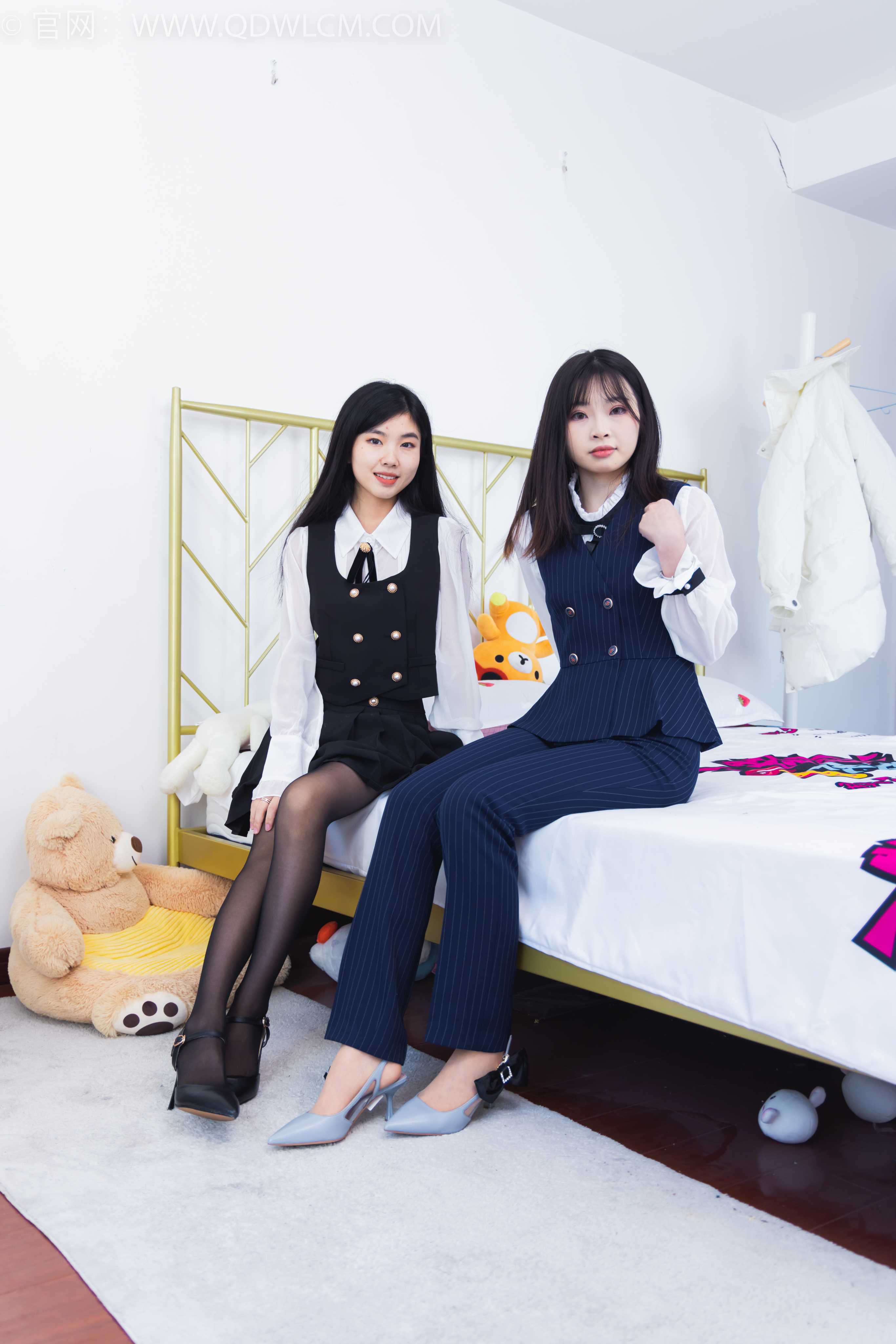 图片[2] - 物恋传媒 NO.1565 米米&挽挽-星辰不坠落 [153P-1V-3.83G] - 机器猫次元 - 机器猫次元