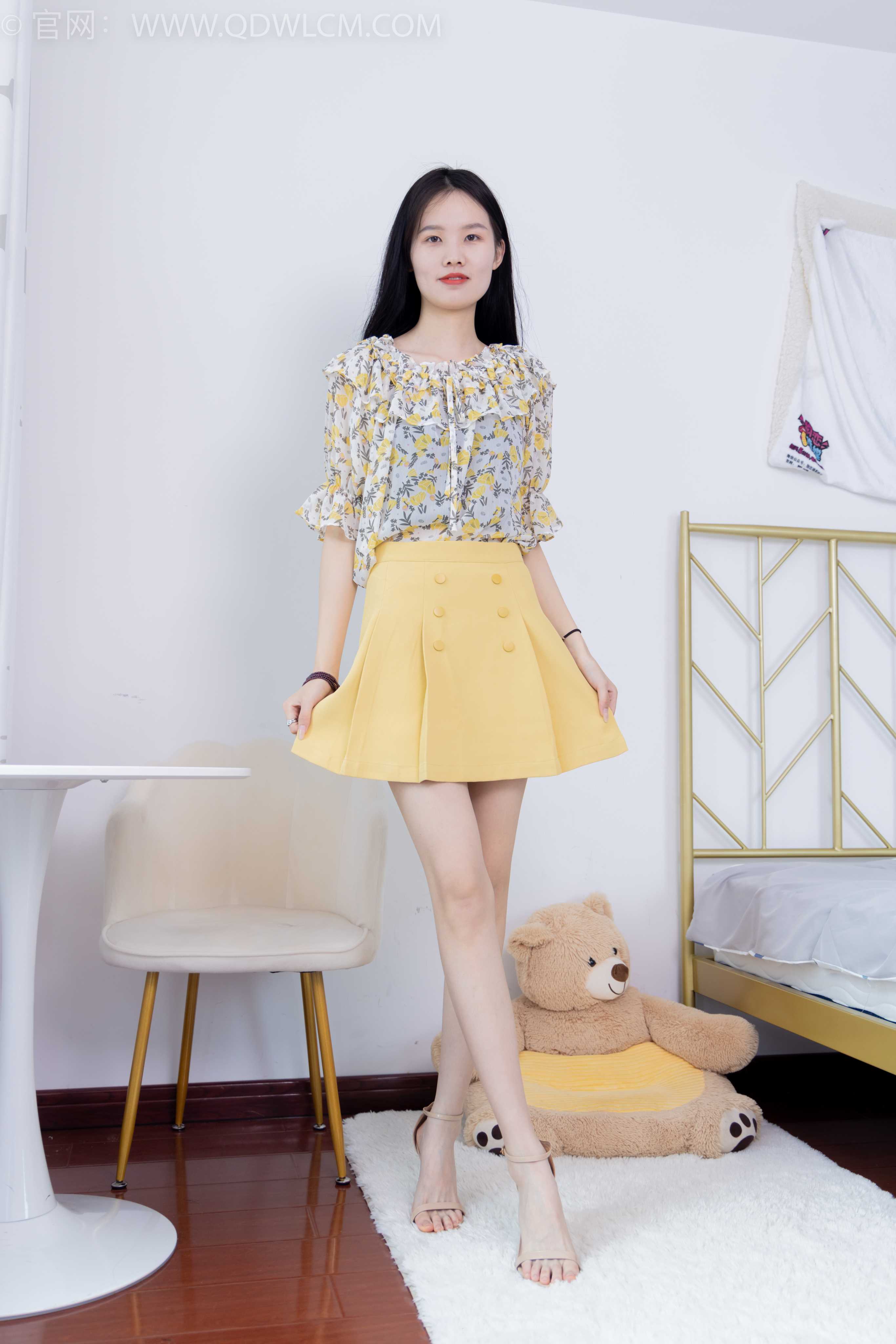 图片[1] - 物恋传媒 NO.1612 颜颜-春日雏菊 [154P-1V-6.16G] - 机器猫次元 - 机器猫次元